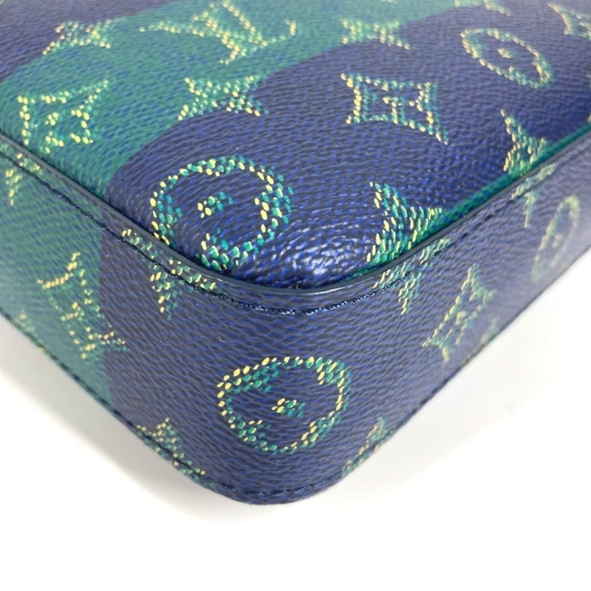 Louis Vuitton Blue Green Clutch Bag (Pre-Owned)