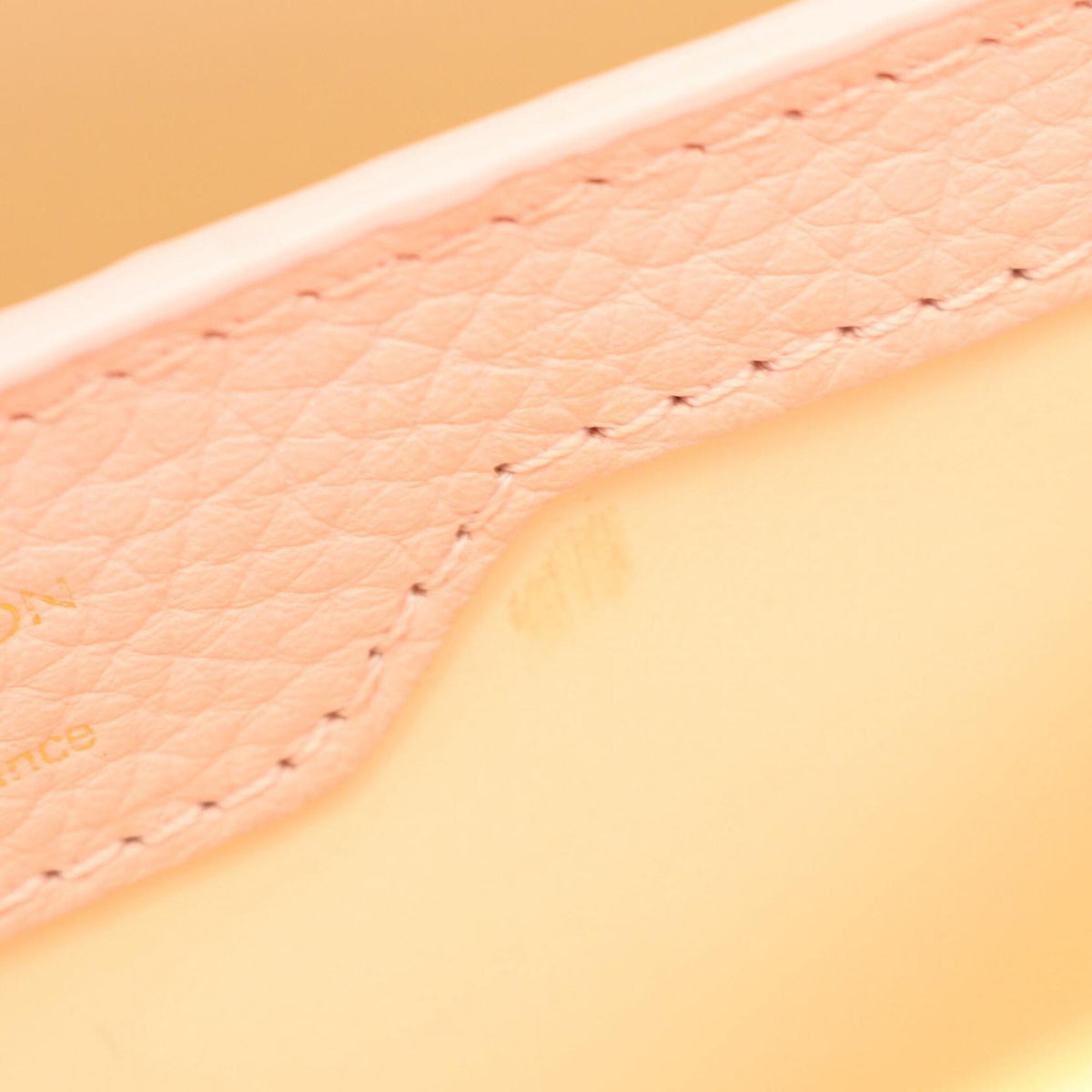 Louis Vuitton Pink Leather Handbag (Pre-Owned)