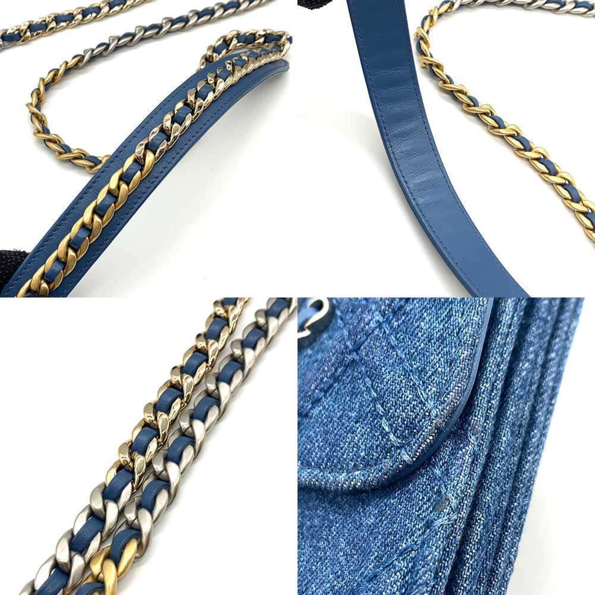 Chanel Denim Blue Denim Pochette Shoulder Bag (Pre-Owned)