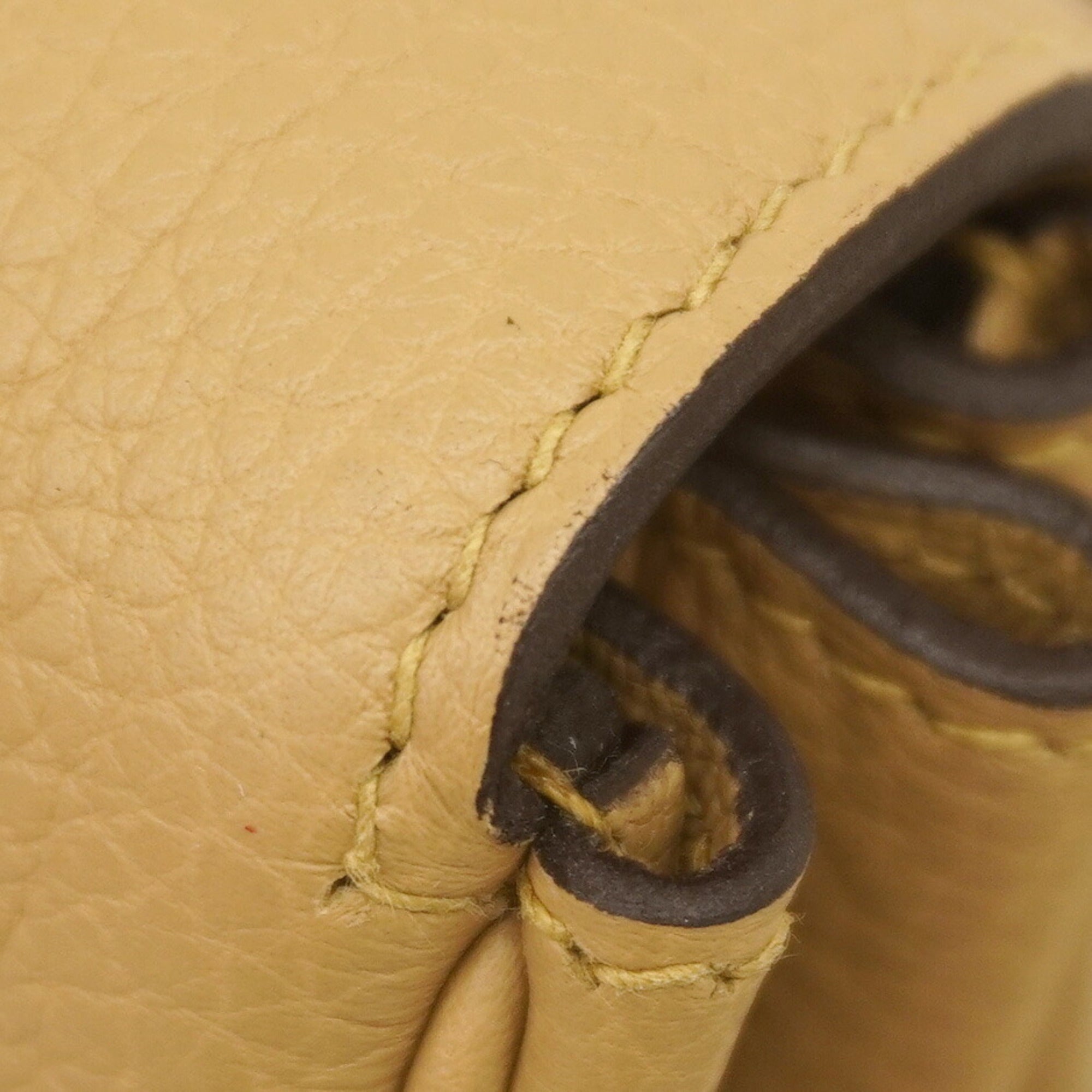 Hermes Beige Togo Leather Shoulder Bag (Pre-Owned)