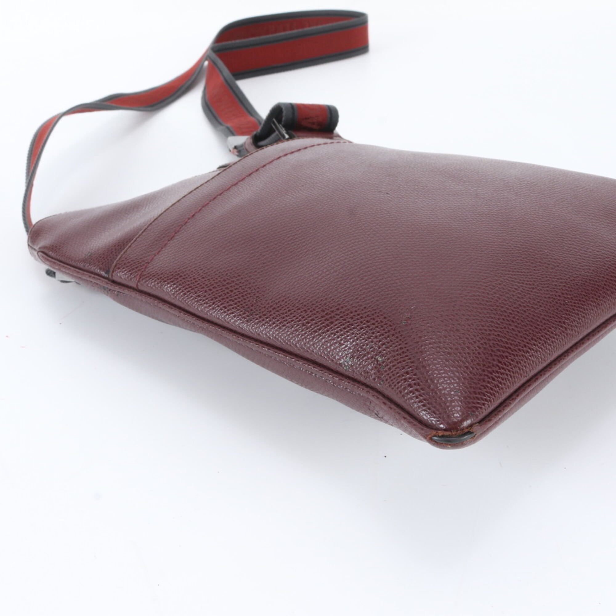 Salvatore Ferragamo Red Color Wine Leather Messenger Bag Shoulder Bag (Pre-Owned)