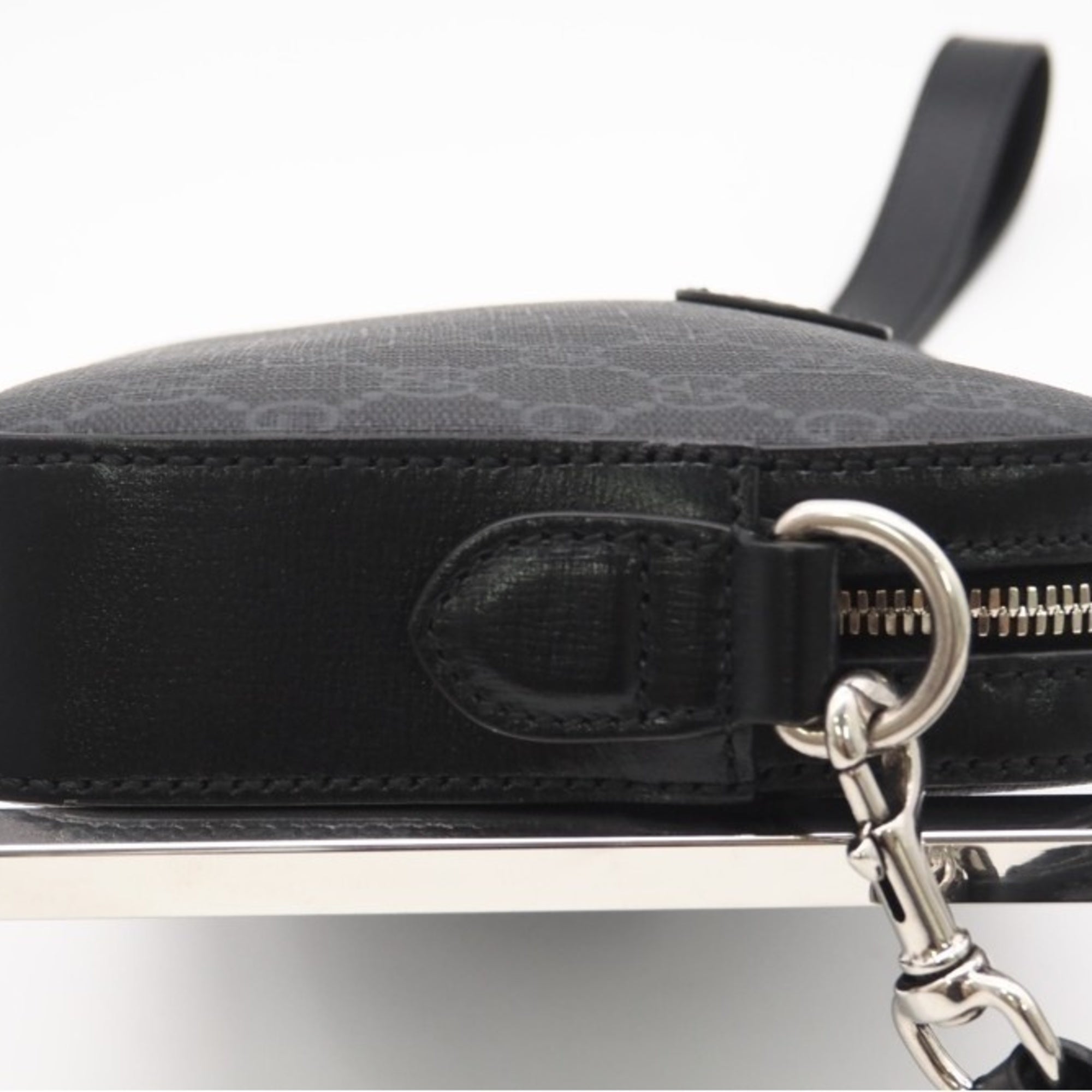 Gucci Black Gray Coated Canvas Shoulder Bag (Pre-Owned)