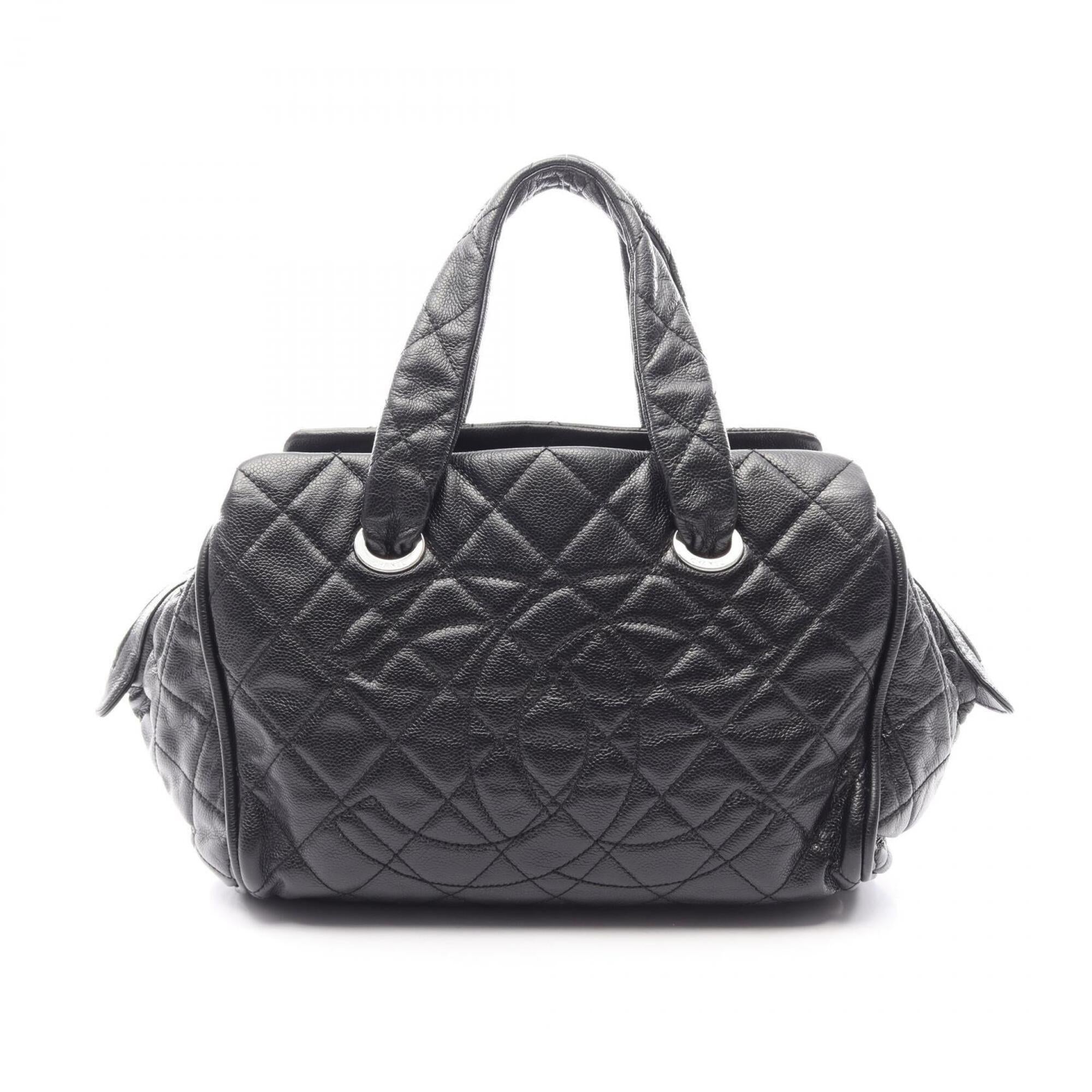 Chanel Black Grained Calfskin Handbag (Pre-Owned)