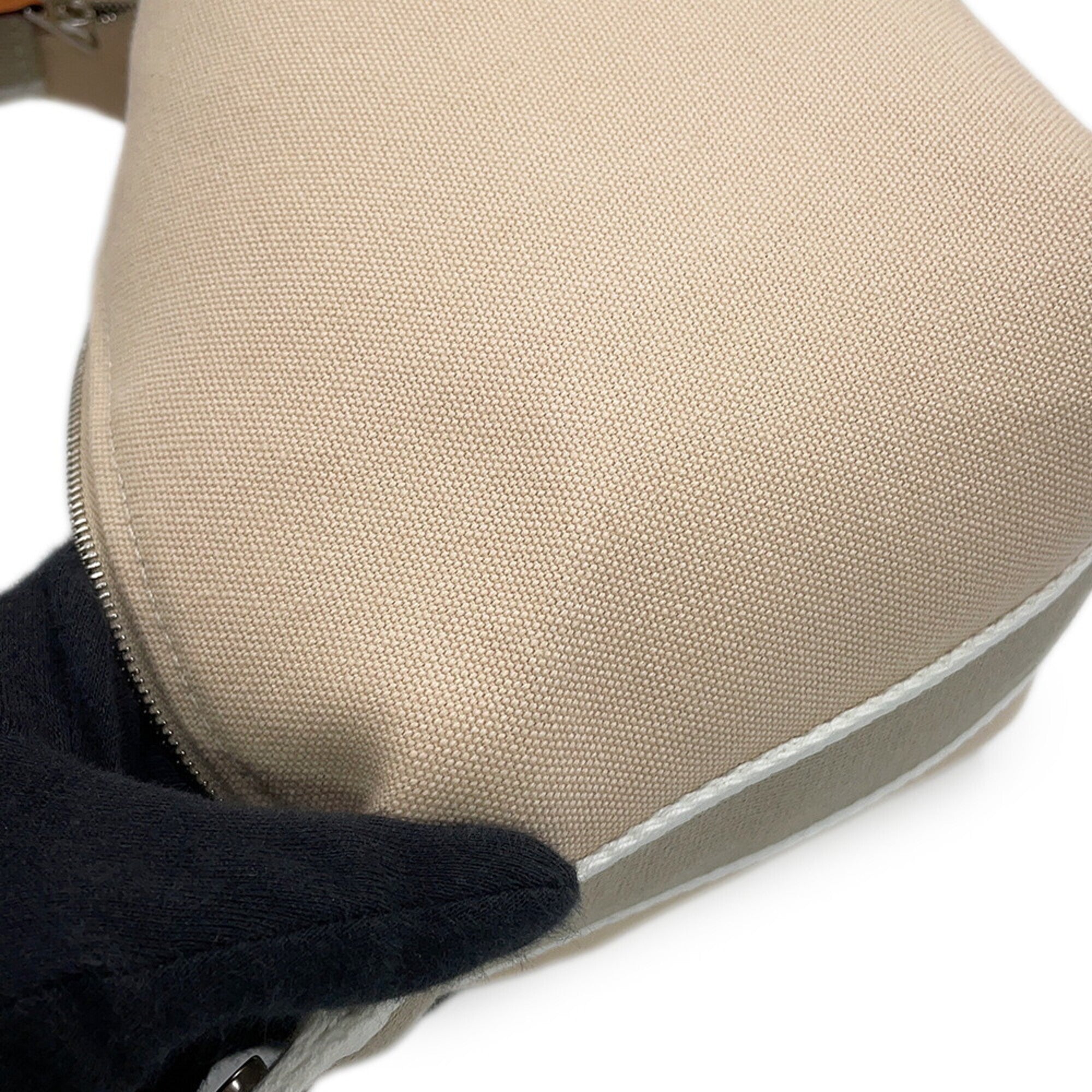 Hermes Beige Canvas Handbag Pouch (Pre-Owned)