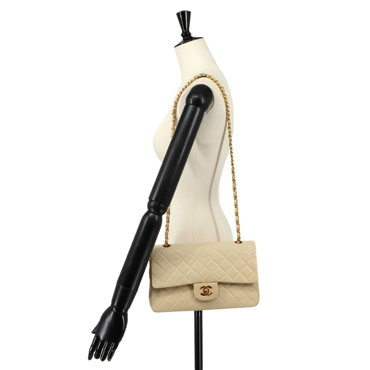 Chanel Beige Leather Handbag Shoulder Bag (Pre-Owned)