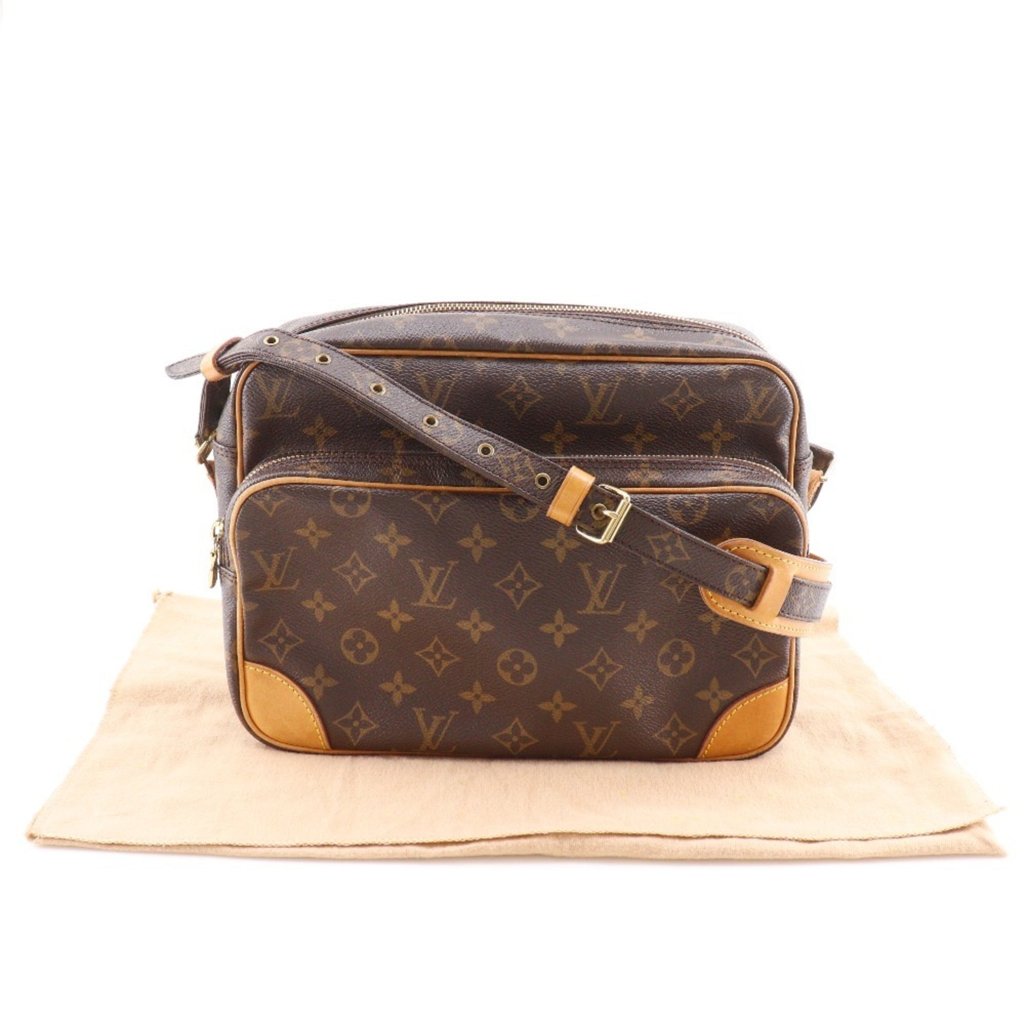 Louis Vuitton Brown Monogram Monogram Shoulder Bag (Pre-Owned)