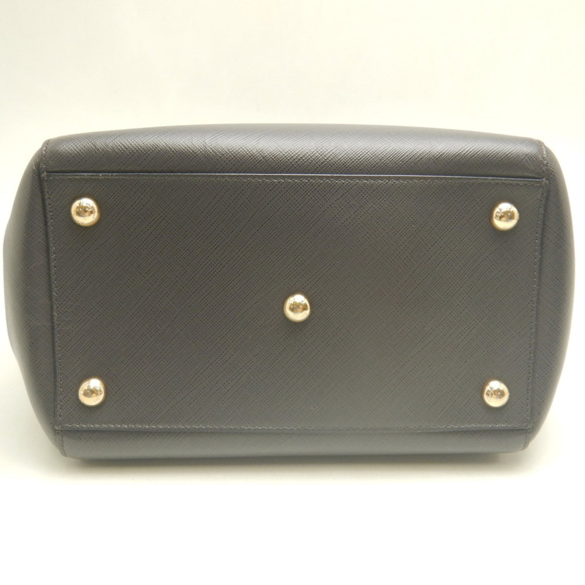 Salvatore Ferragamo Vara Gray Leather Handbag (Pre-Owned)