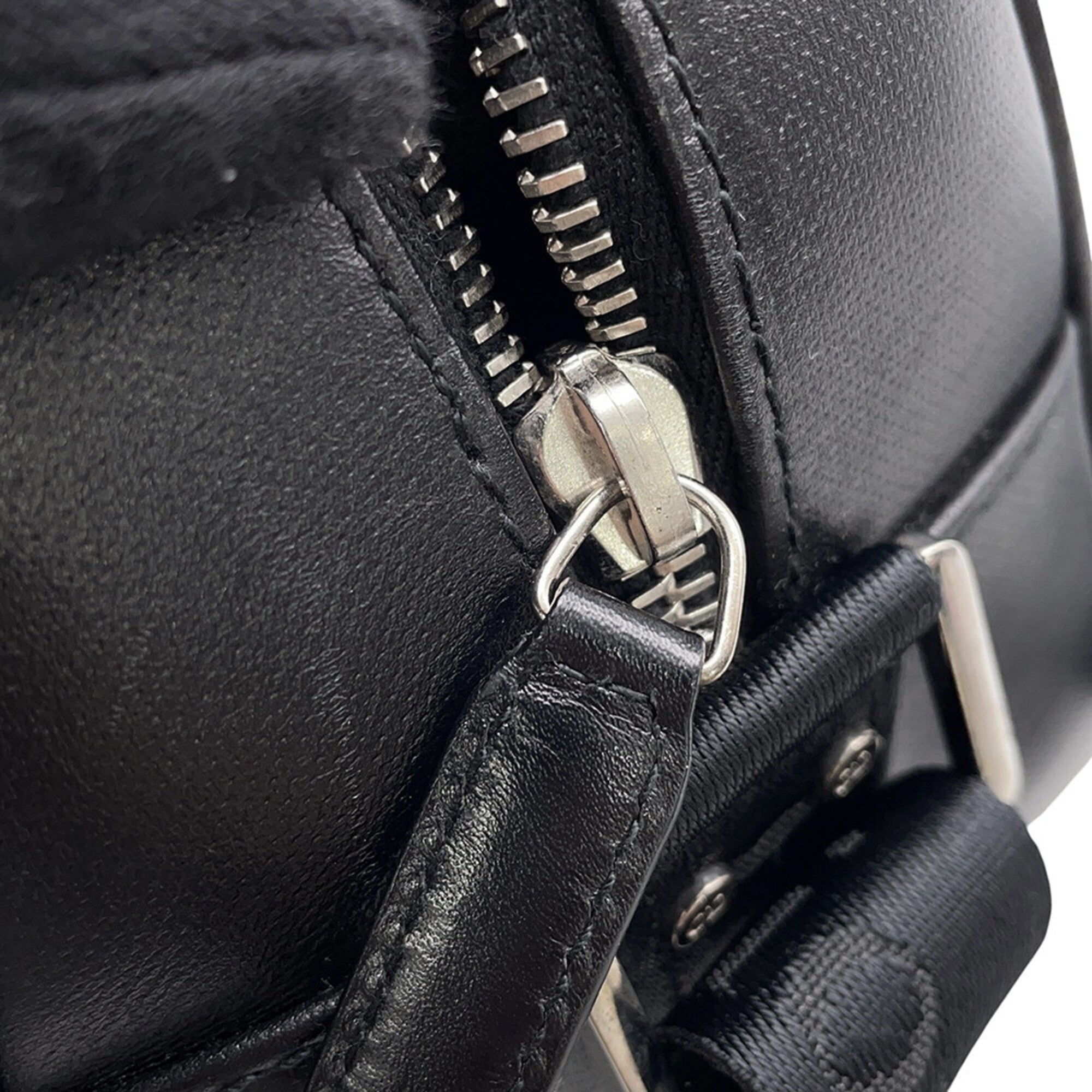 Christian Dior Black Leather Canvas Handbag (Pre-Owned)