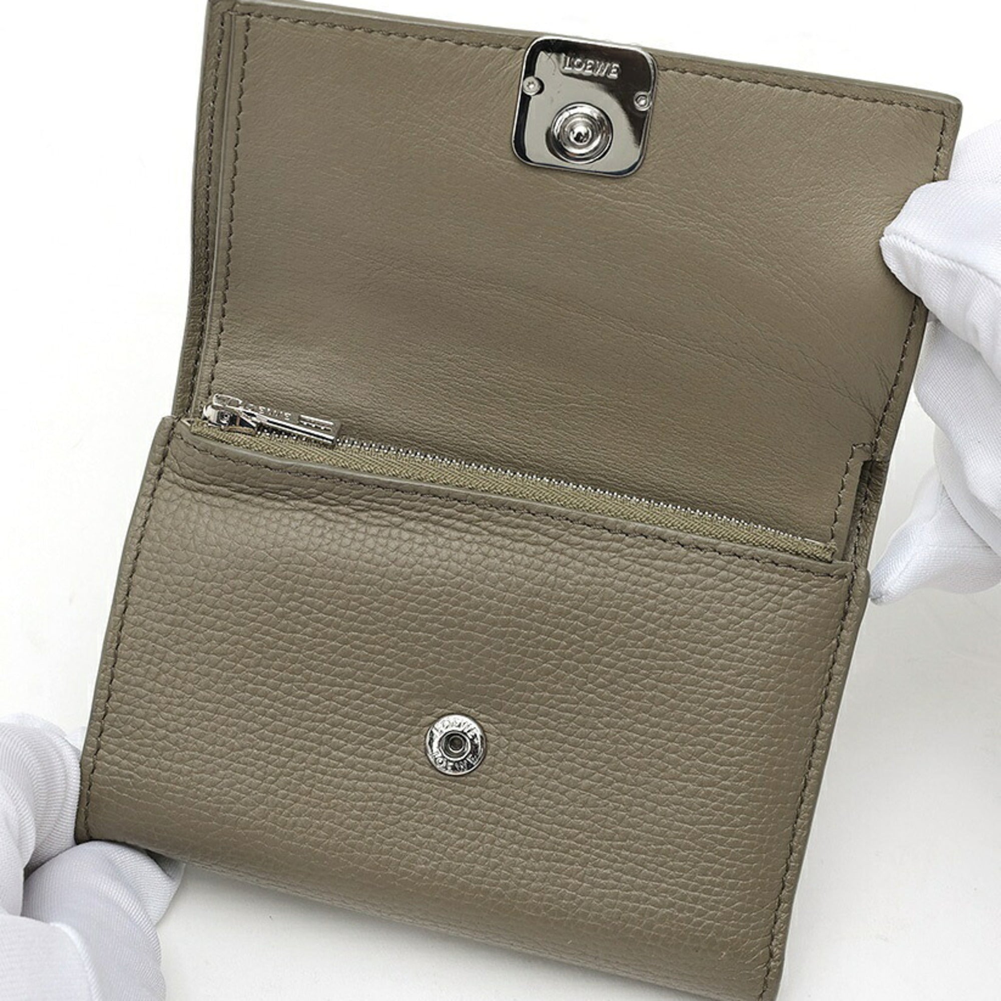 Loewe Khaki Leather Wallet (Tri-Fold) (Pre-Owned)