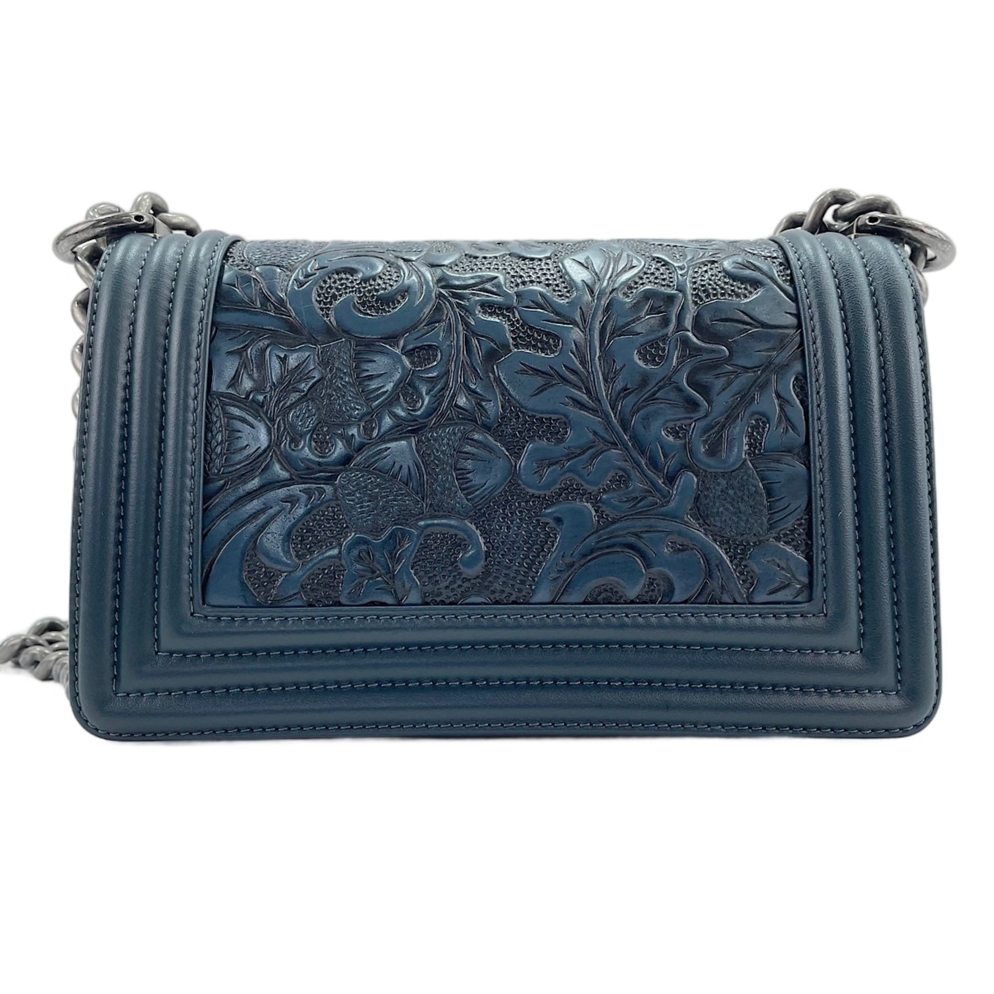 Chanel Blue Shoulder Bag (Pre-Owned)