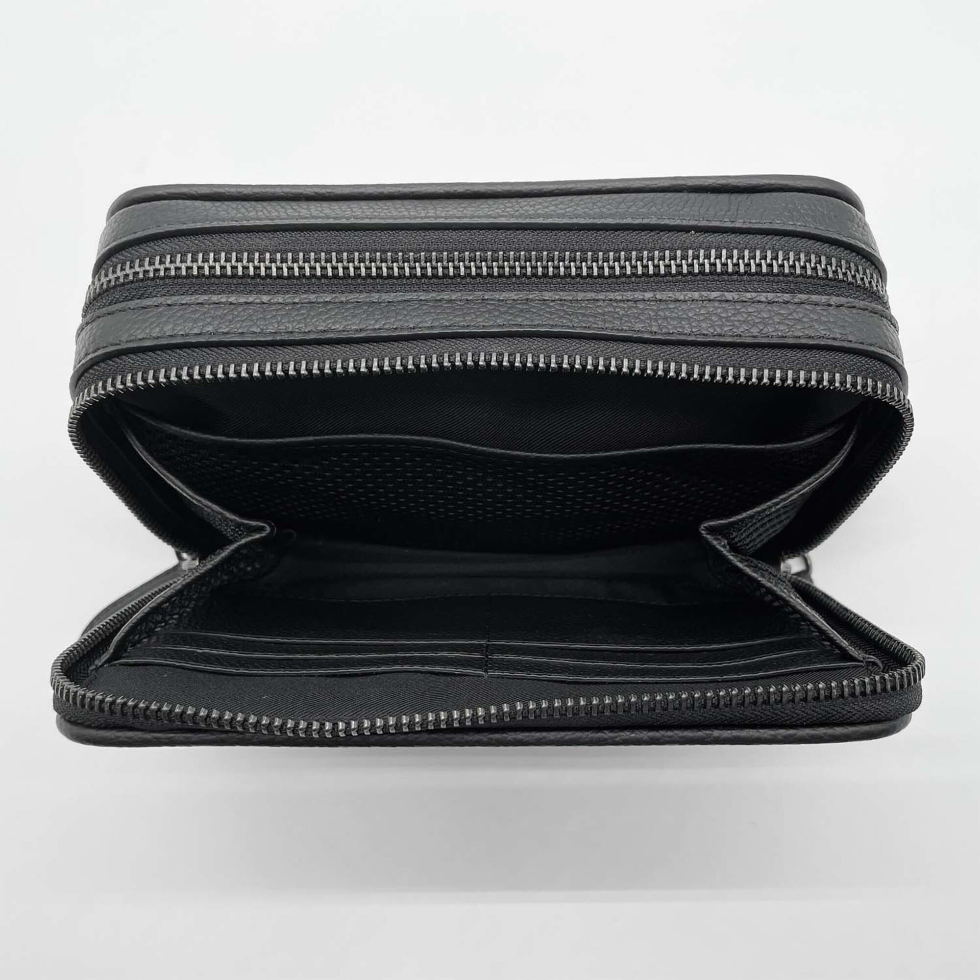 Coach Black Leather Shoulder Bag (Pre-Owned)