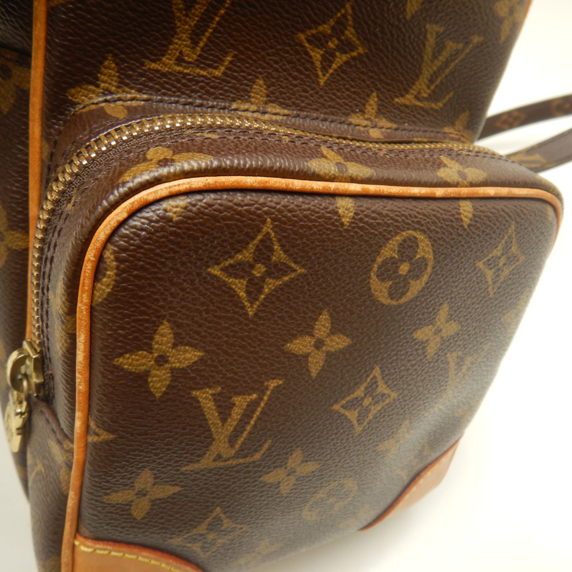 Louis Vuitton Monogram Brown Monogram Shoulder Bag (Pre-Owned)