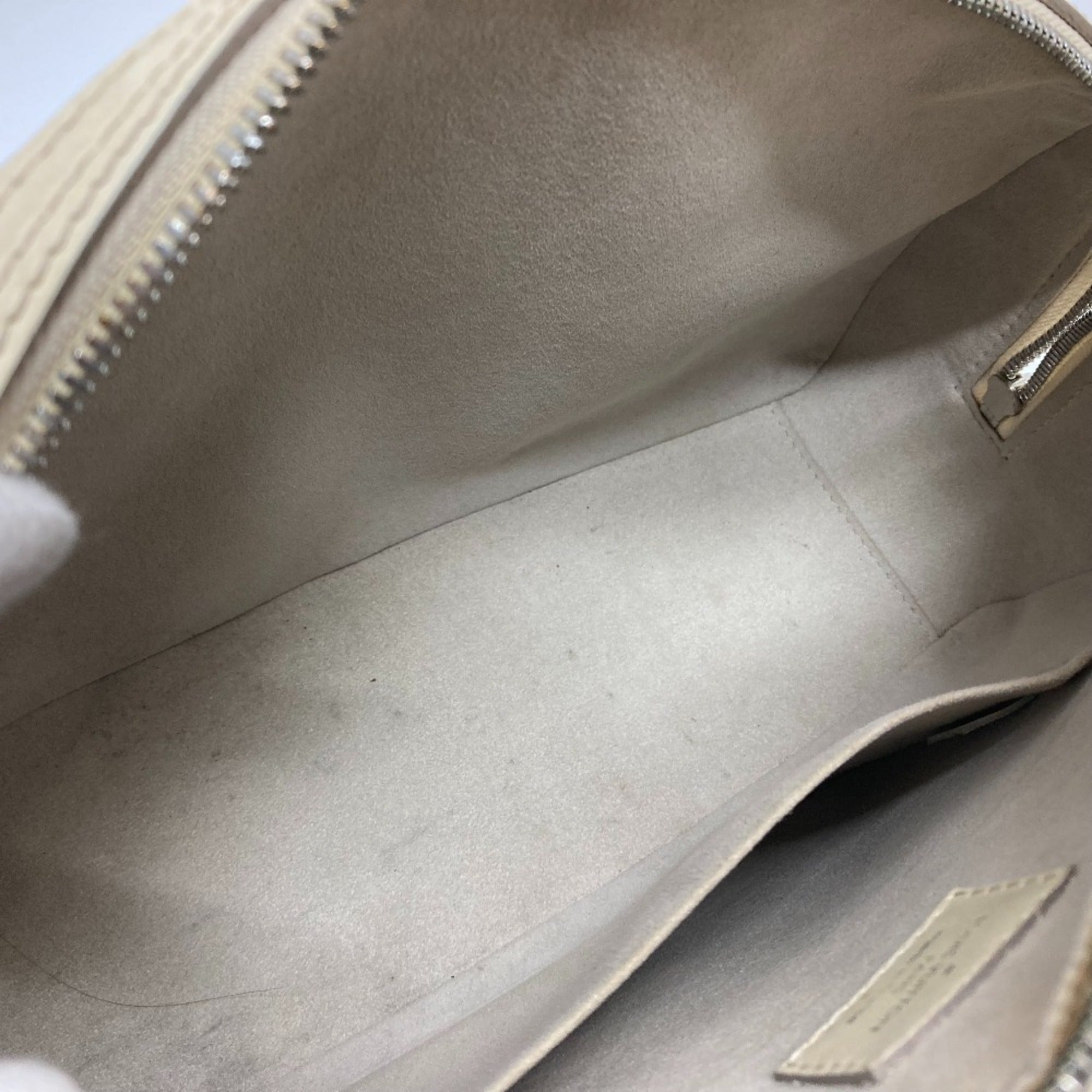 Louis Vuitton White Leather Handbag (Pre-Owned)