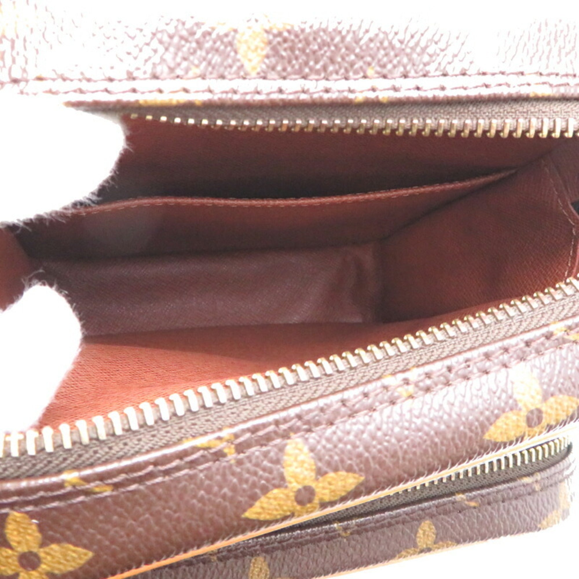 Louis Vuitton Brown Monogram Monogram Shoulder Bag (Pre-Owned)