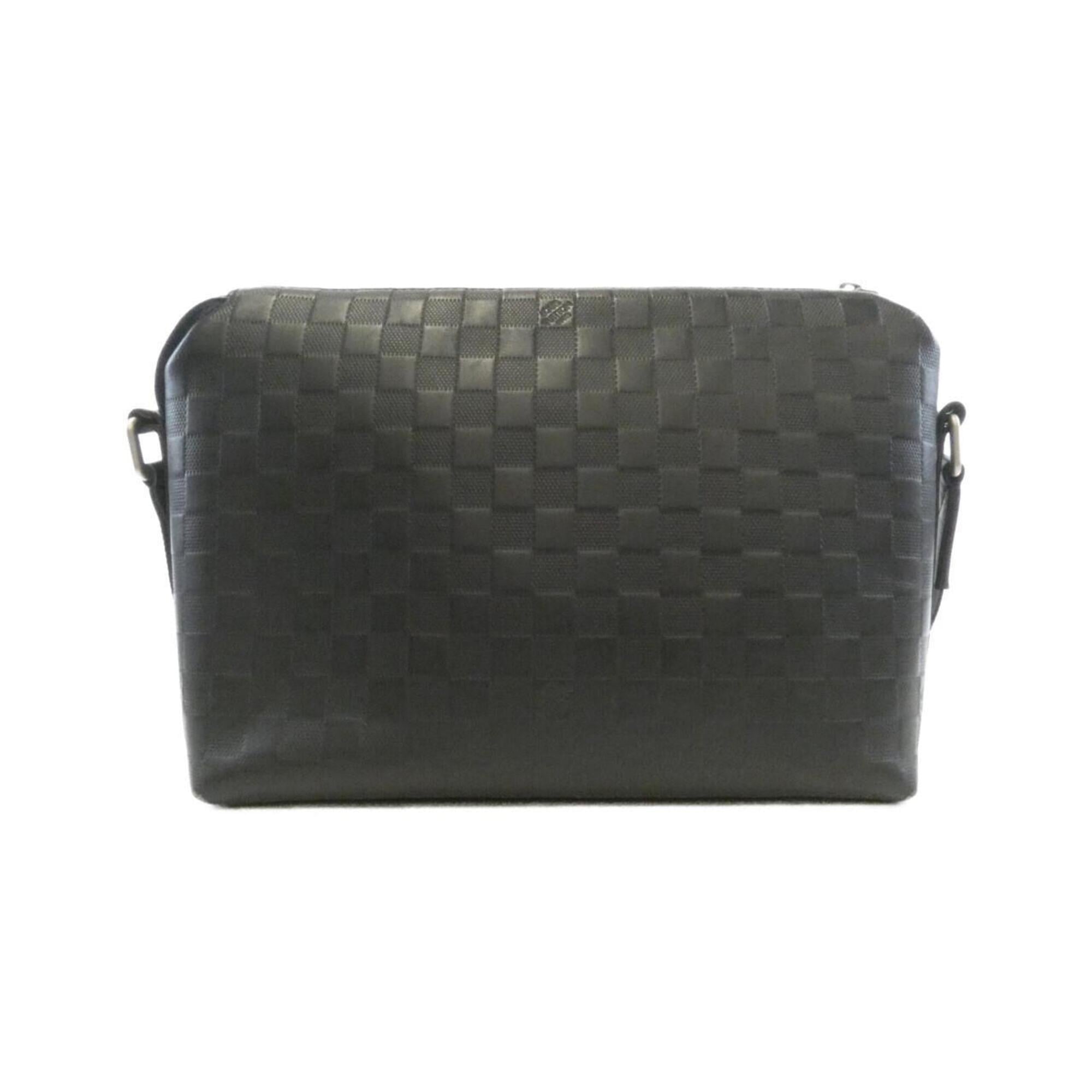 Louis Vuitton Damier Canvas Matte Silver Leather Shoulder Bag (Pre-Owned)