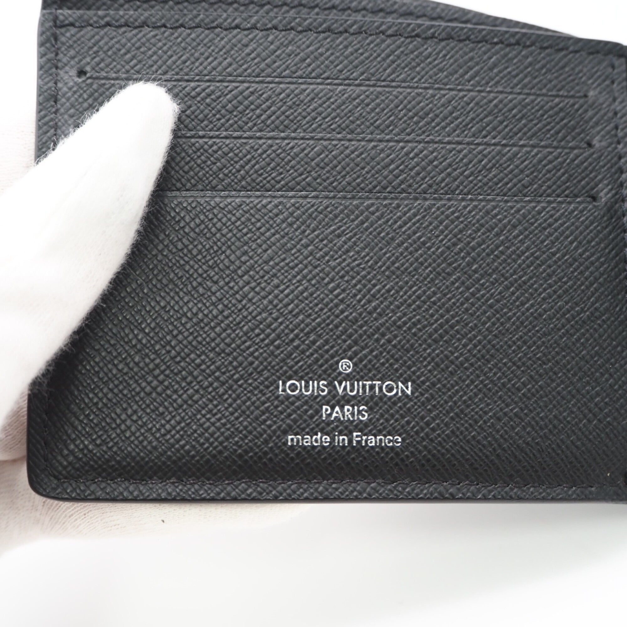Louis Vuitton Black Yellow Leather Wallet (Bi-Fold) (Pre-Owned)