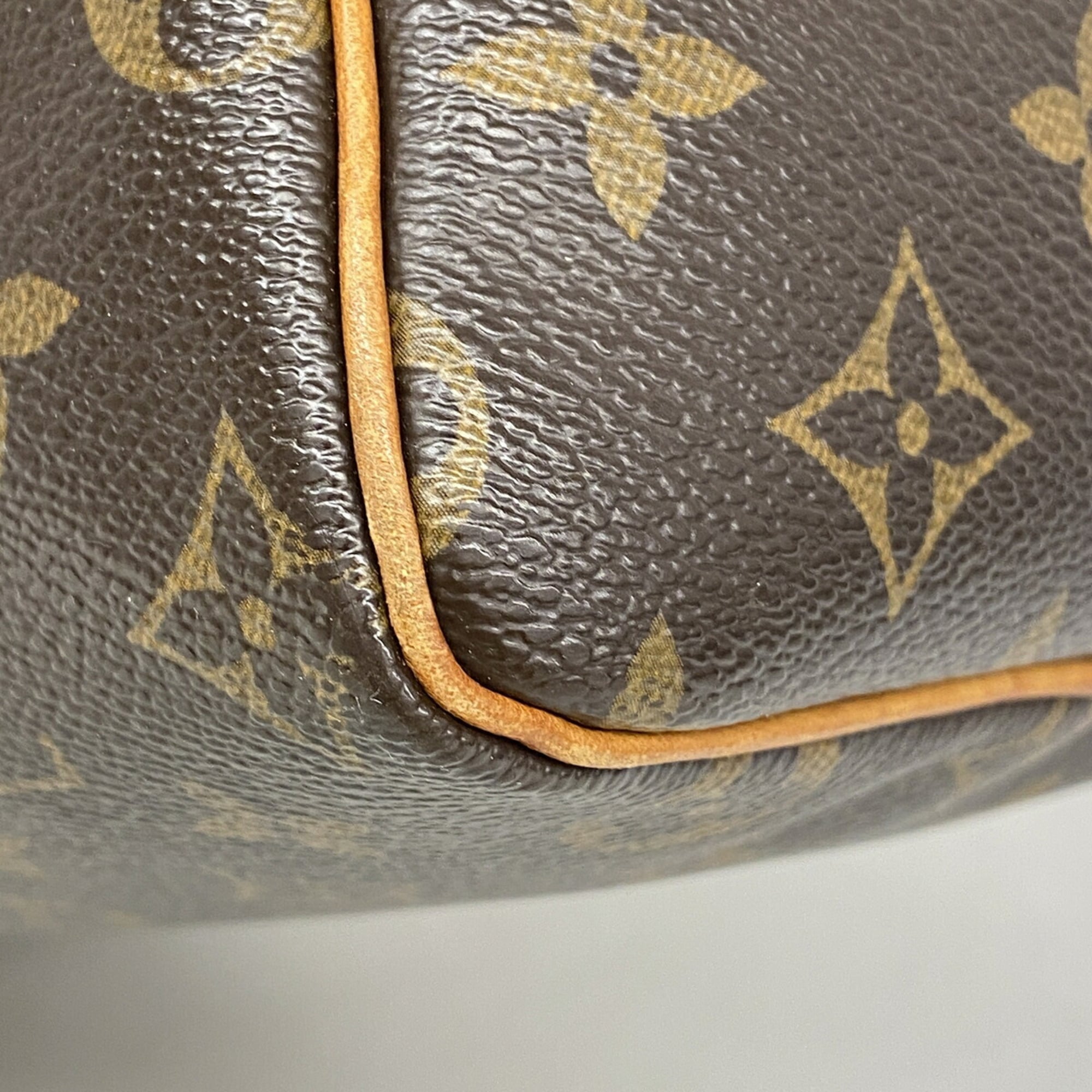 Louis Vuitton Brown Handbag (Pre-Owned)