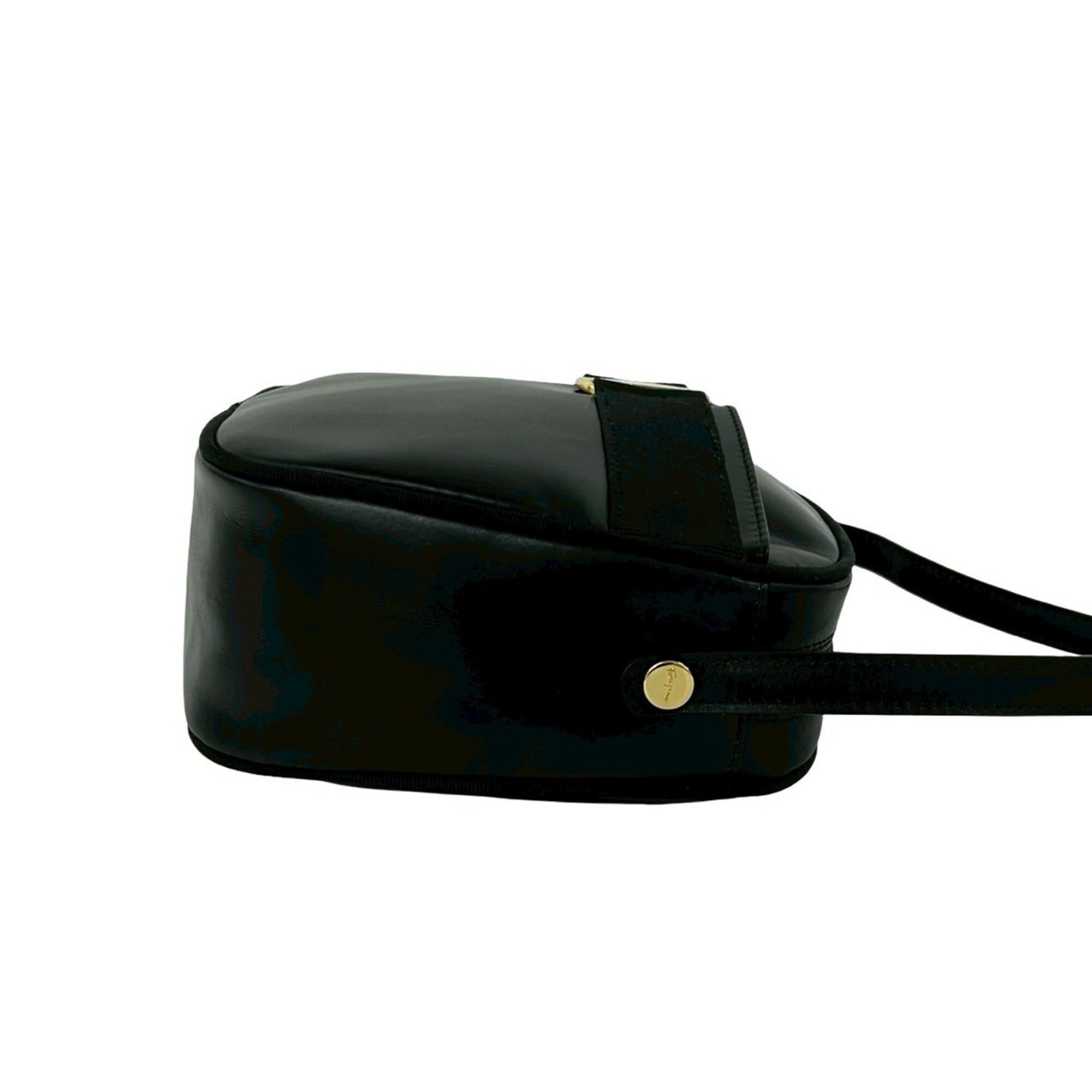 Salvatore Ferragamo Black Leather Shoulder Bag (Pre-Owned)