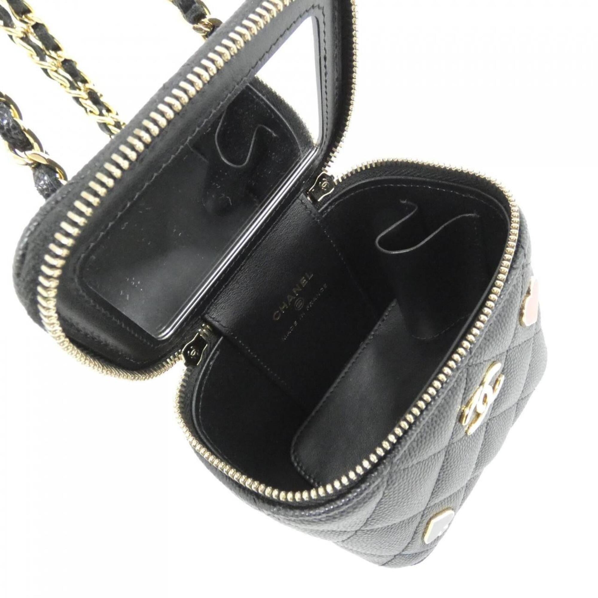 Chanel Black Grained Calfskin Shoulder Bag (Pre-Owned)
