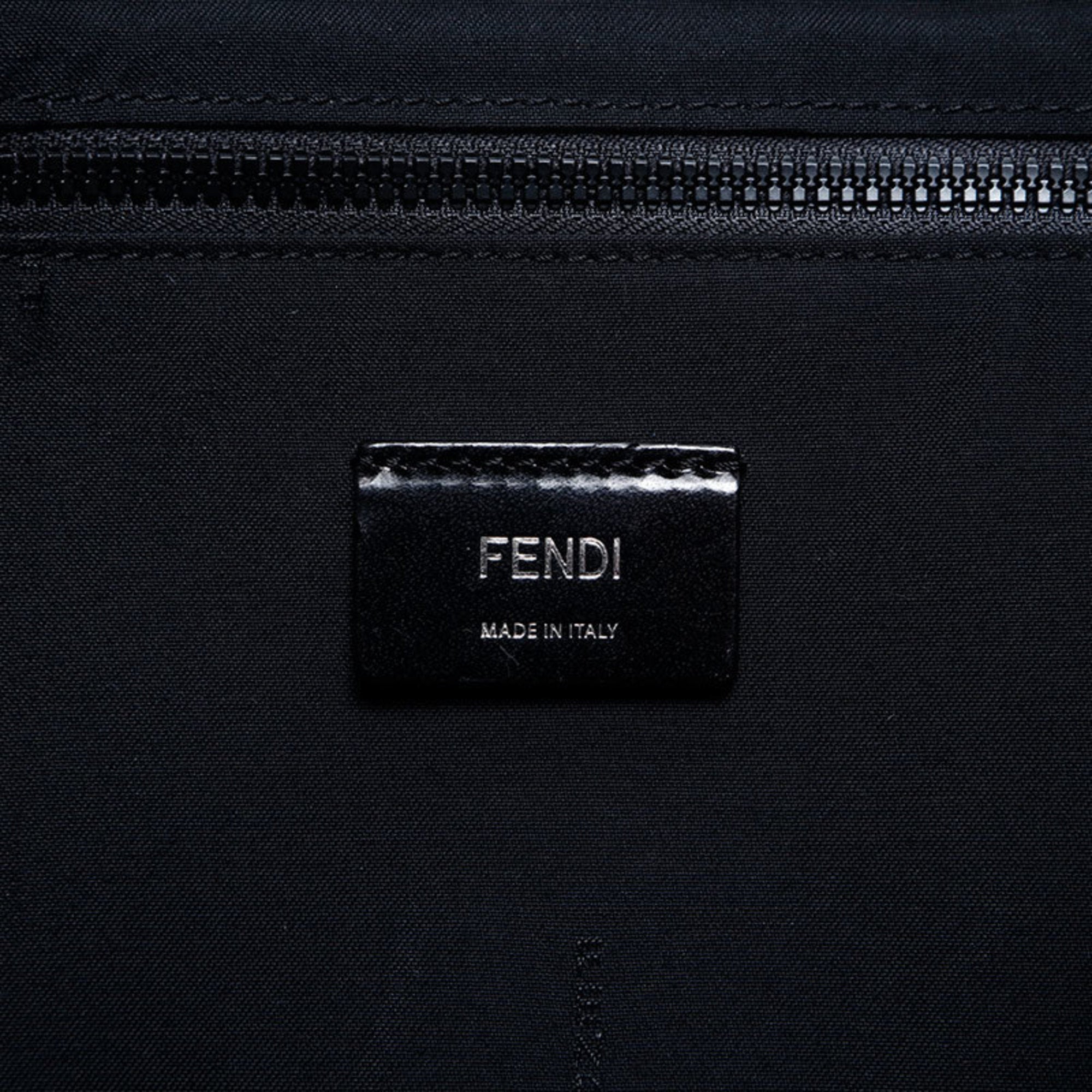 Fendi Navy Shoulder Bag (Pre-Owned)