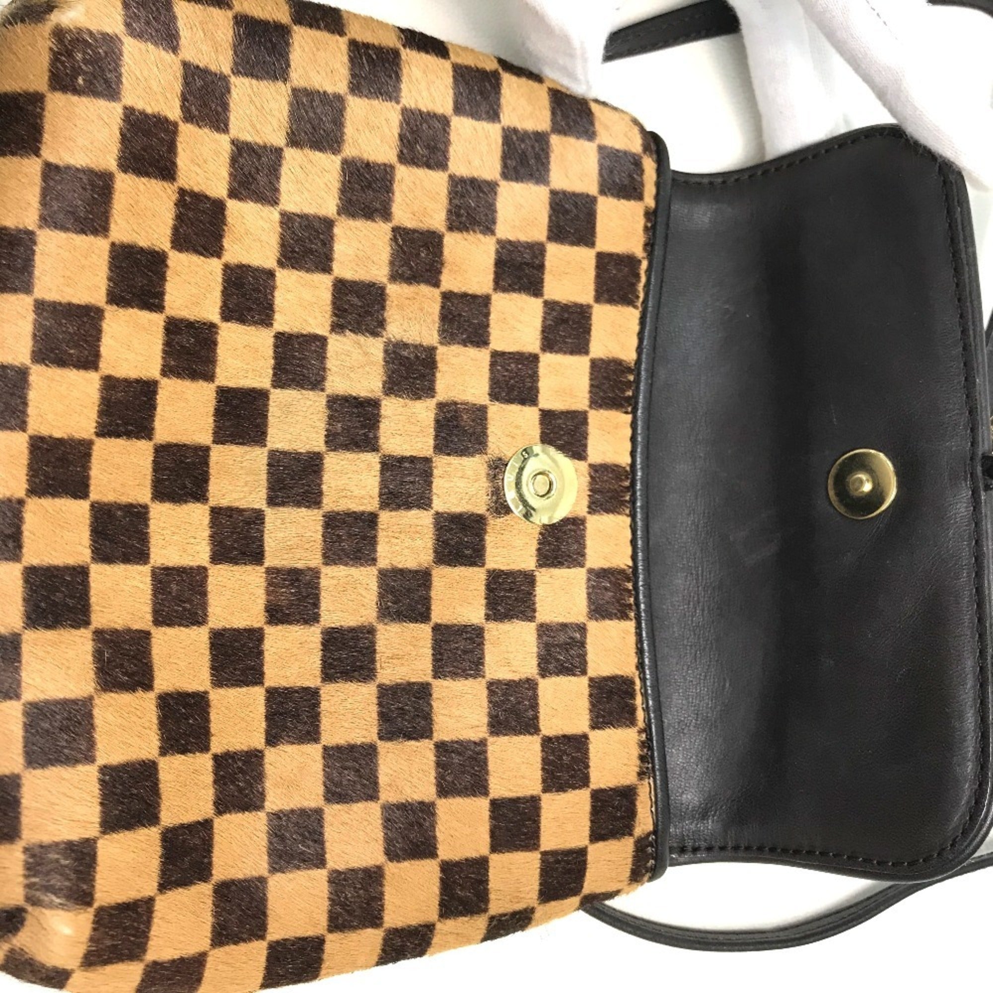 Louis Vuitton Brown Leather Pochette Shoulder Bag (Pre-Owned)