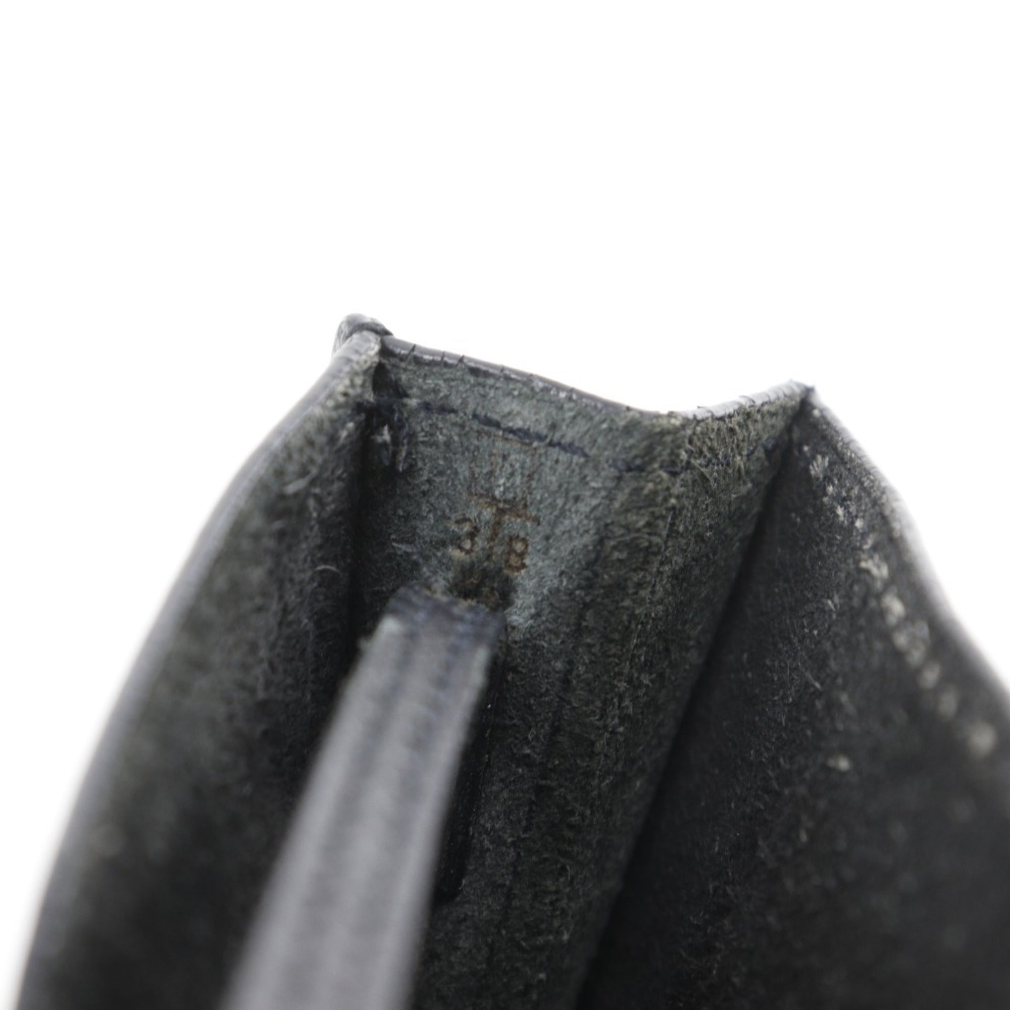 Hermes Black Leather Shoulder Bag (Pre-Owned)