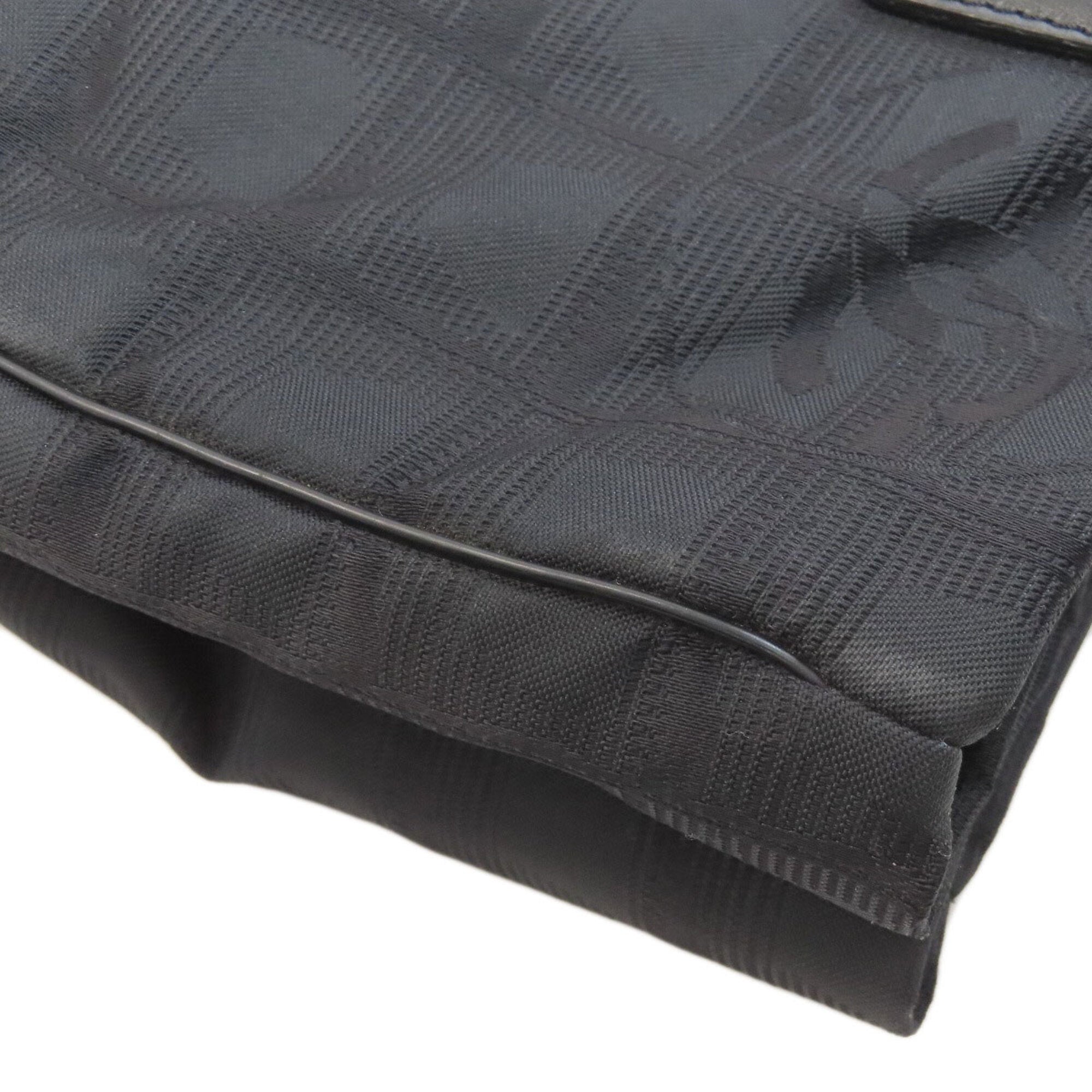 Chanel Black Nylon Tote Bag (Pre-Owned)