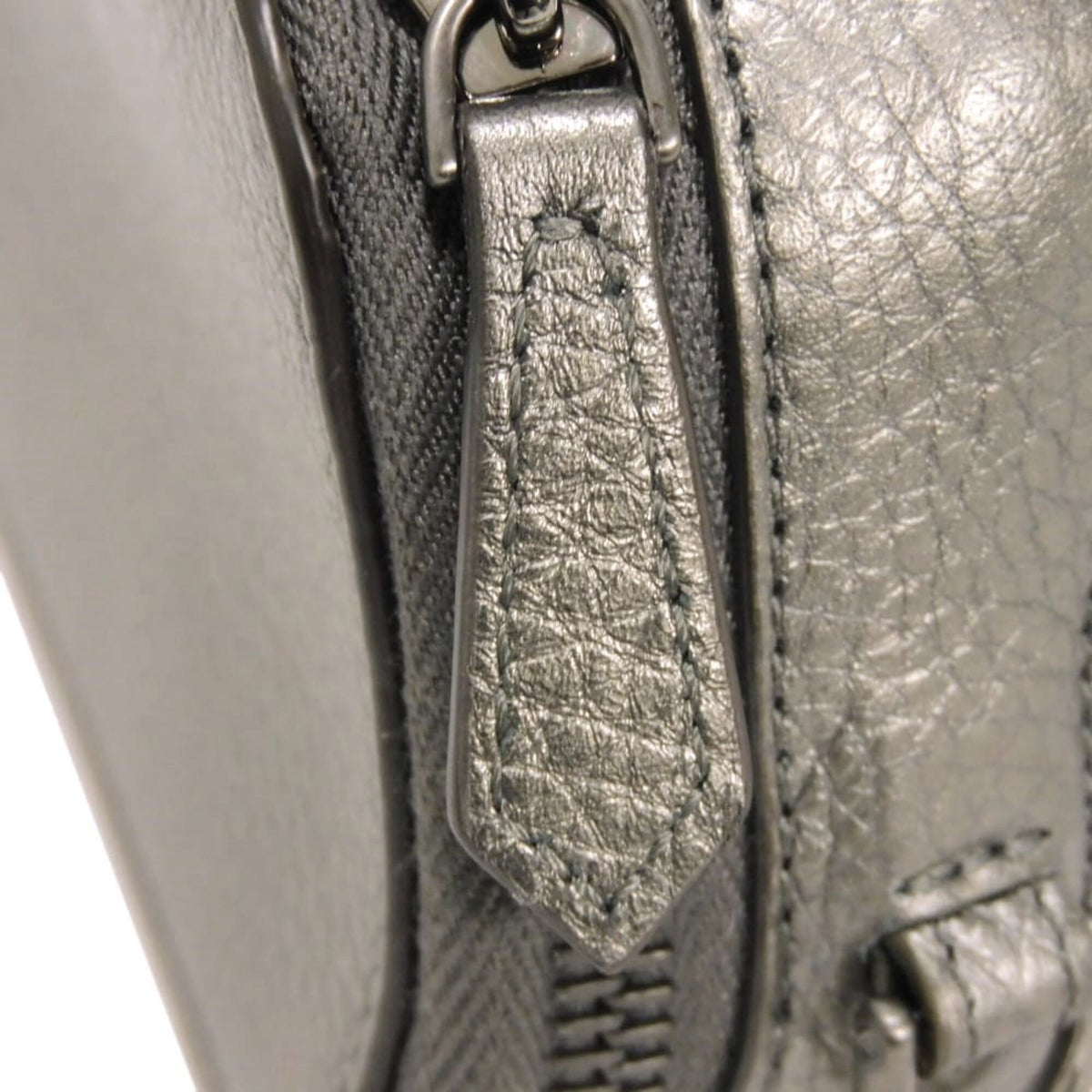 Fendi Gunmetal Shoulder Bag (Pre-Owned)