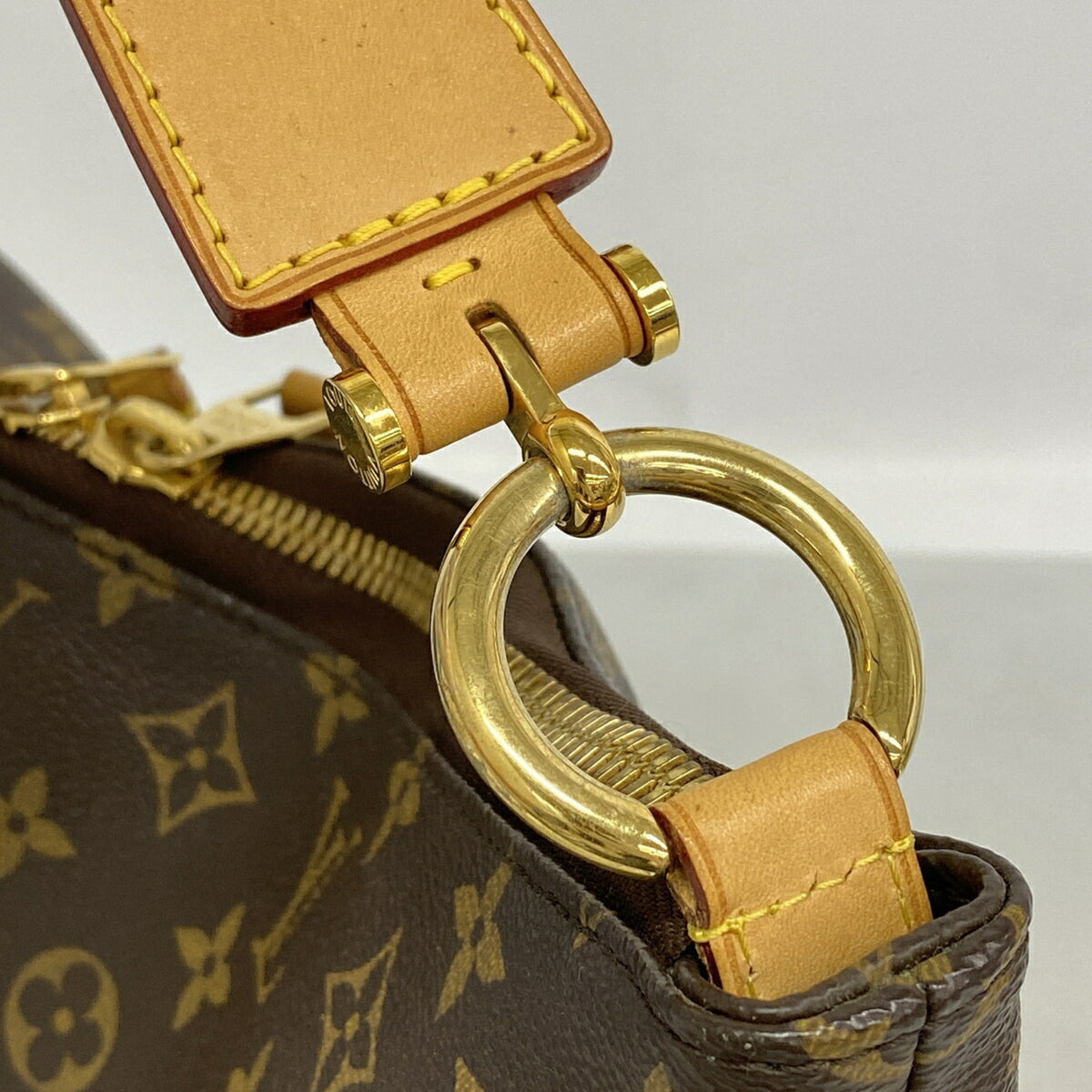 Louis Vuitton Brown Tote Bag (Pre-Owned)
