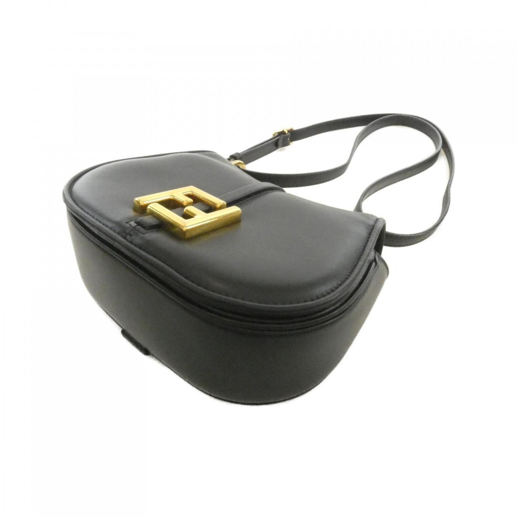 Fendi Gold Leather Shoulder Bag (Pre-Owned)