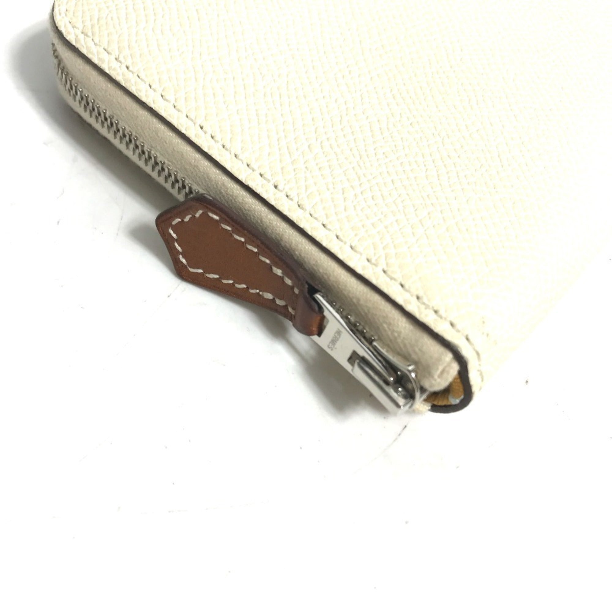 Hermes Silk'in White Epsom Leather Coin Purse/Coin Case (Pre-Owned)