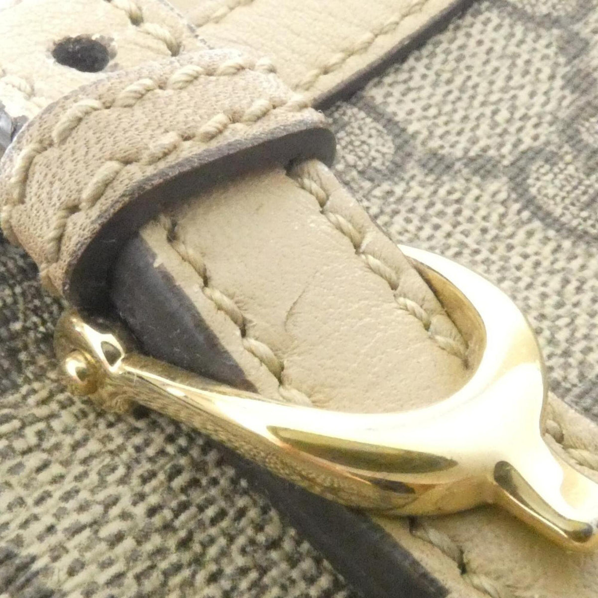 Gucci Beige Gg Supreme Canvas Leather Handbag (Pre-Owned)