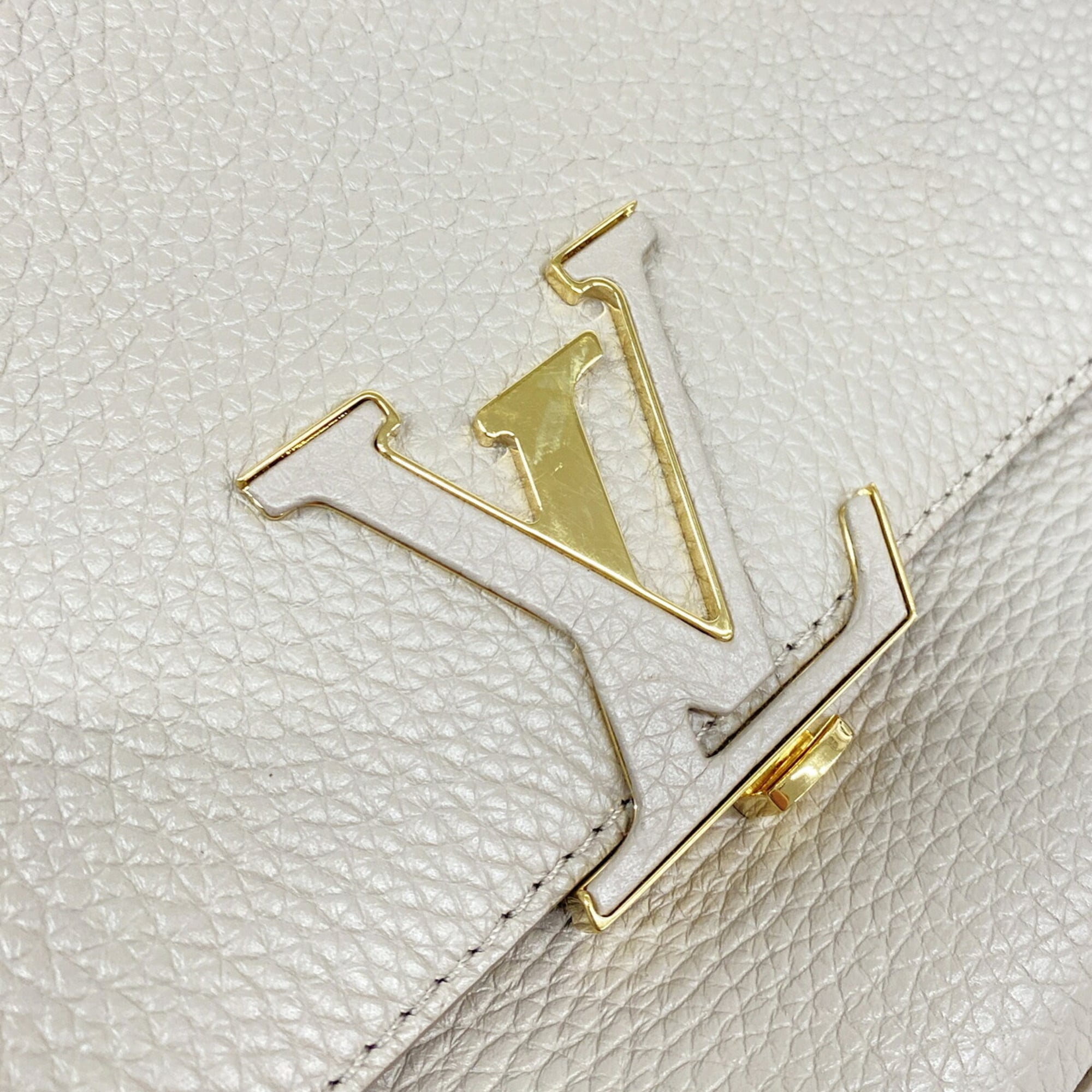 Louis Vuitton Galle Handbag (Pre-Owned)