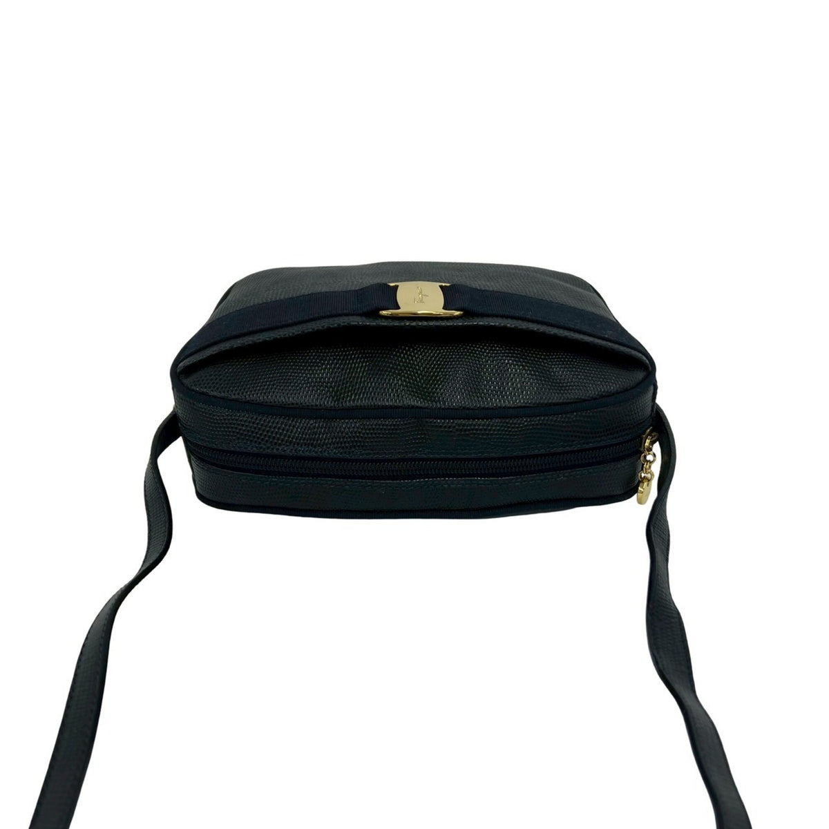 Salvatore Ferragamo Black Leather Shoulder Bag (Pre-Owned)
