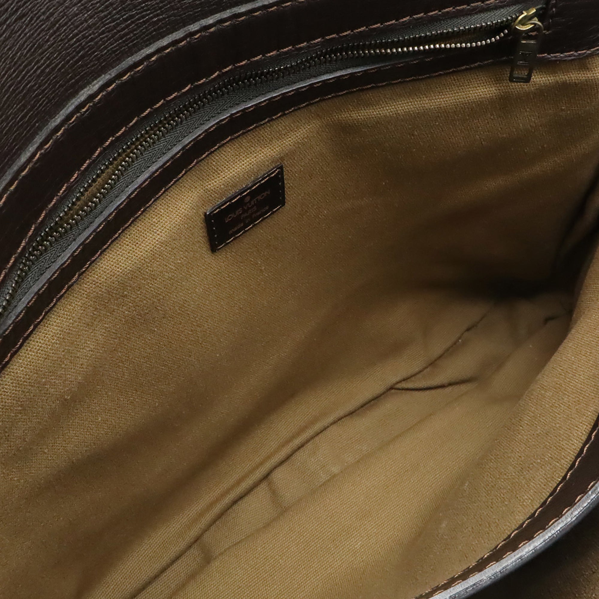 Louis Vuitton Coffee Leather Messenger Bag Shoulder Bag (Pre-Owned)