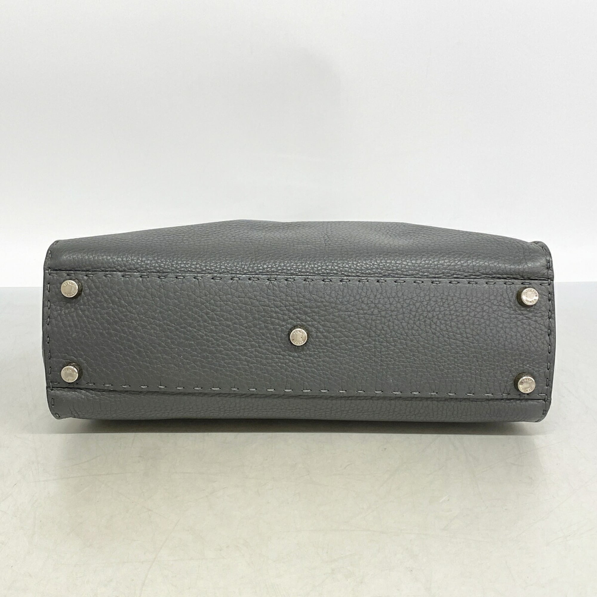 Fendi Gray Leather Handbag (Pre-Owned)