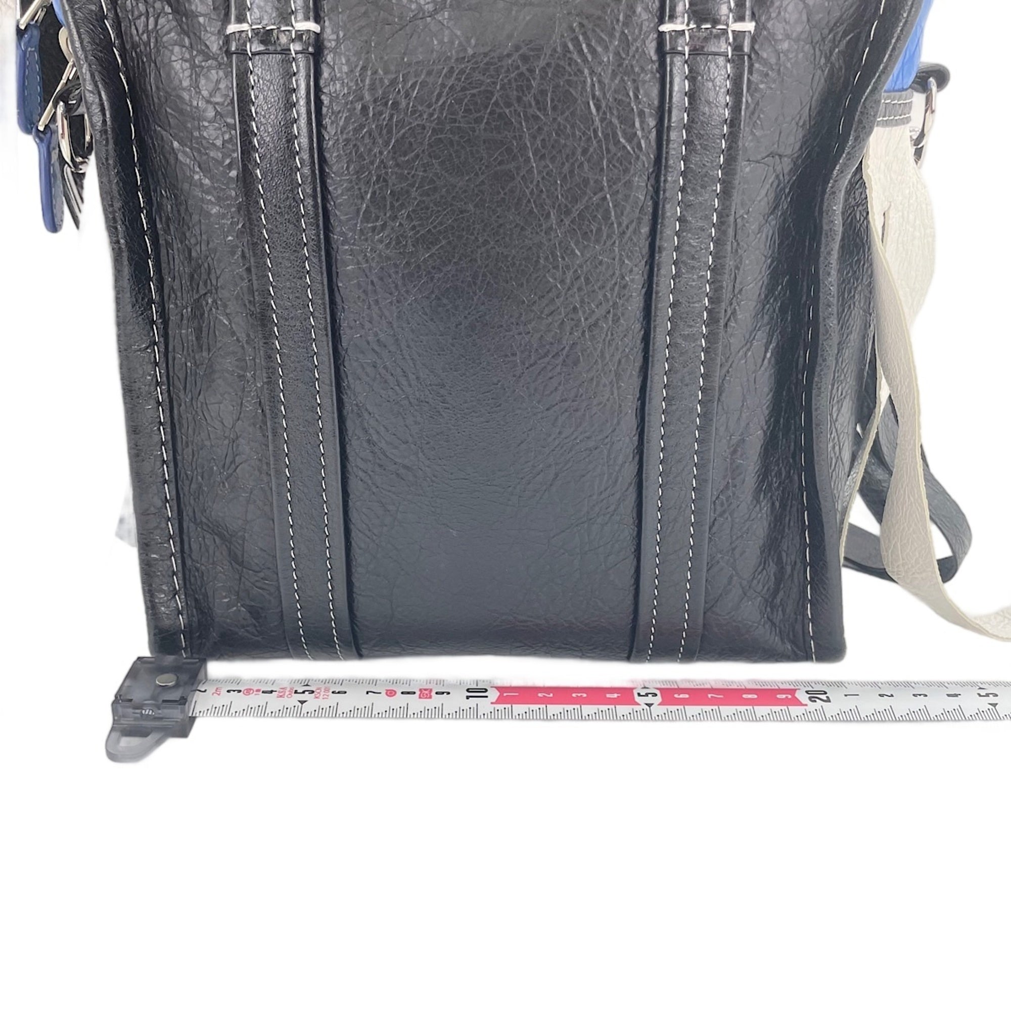 Balenciaga Black Handbag (Pre-Owned)