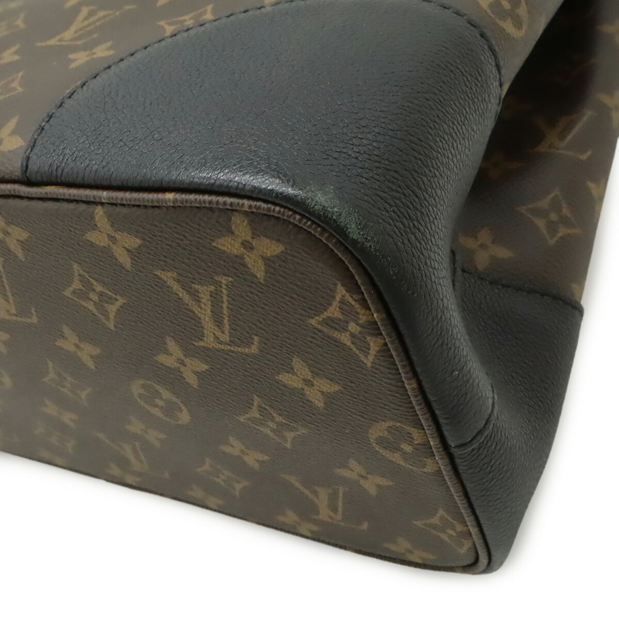 Louis Vuitton Monogram Black Noir Monogram Handbag Shoulder Bag (Pre-Owned)