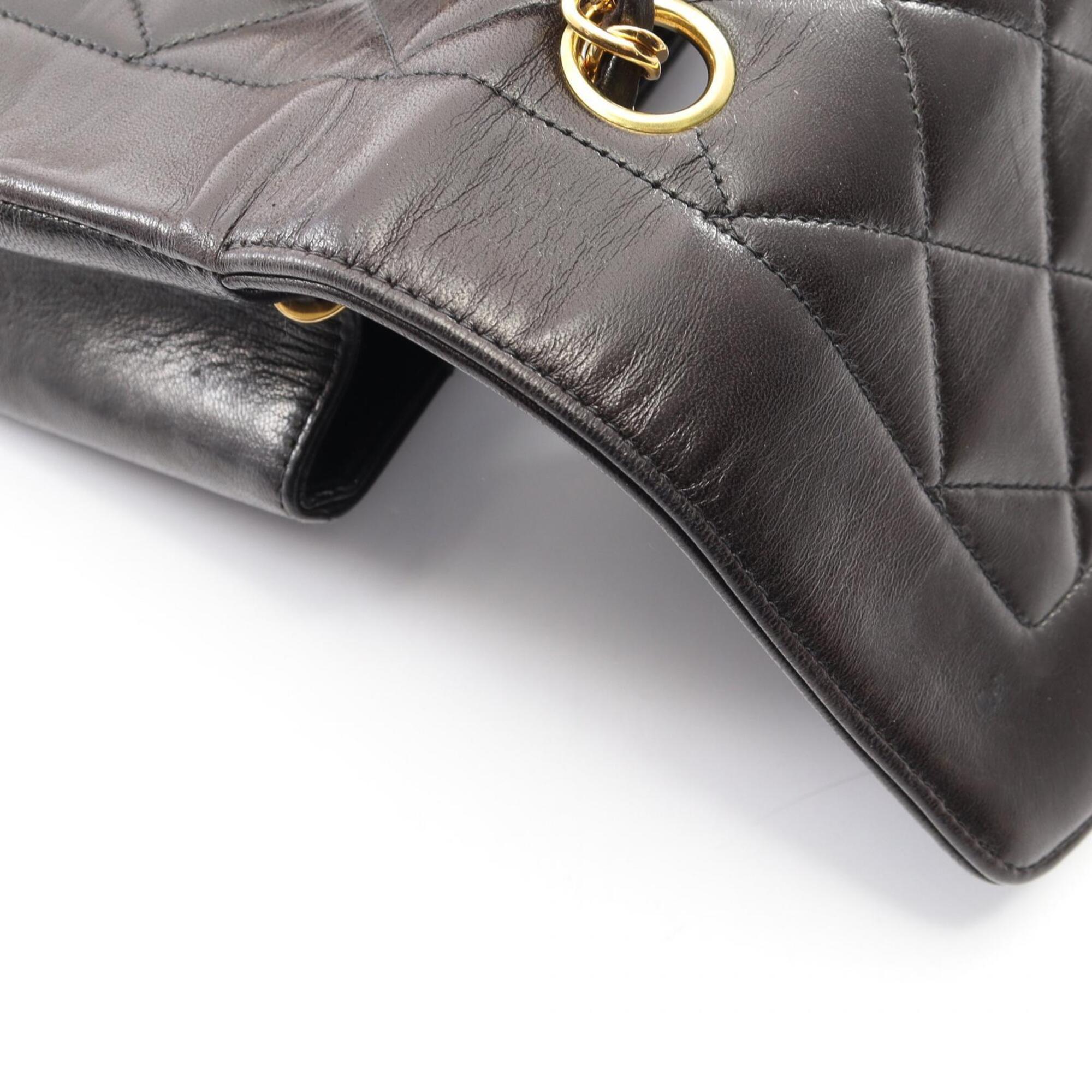 Chanel Matelasse Black Leather Handbag Shoulder Bag (Pre-Owned)