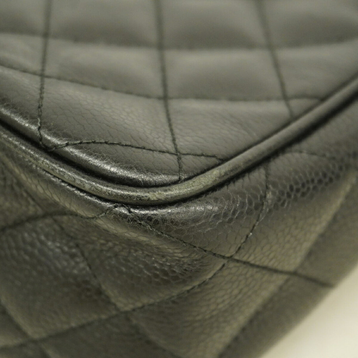 Chanel Black Grained Calfskin Shoulder Bag (Pre-Owned)
