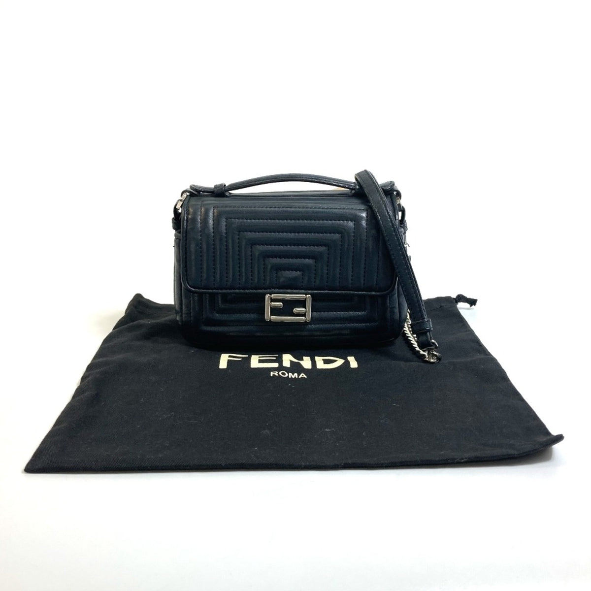 Fendi Black Leather Shoulder Bag (Pre-Owned)