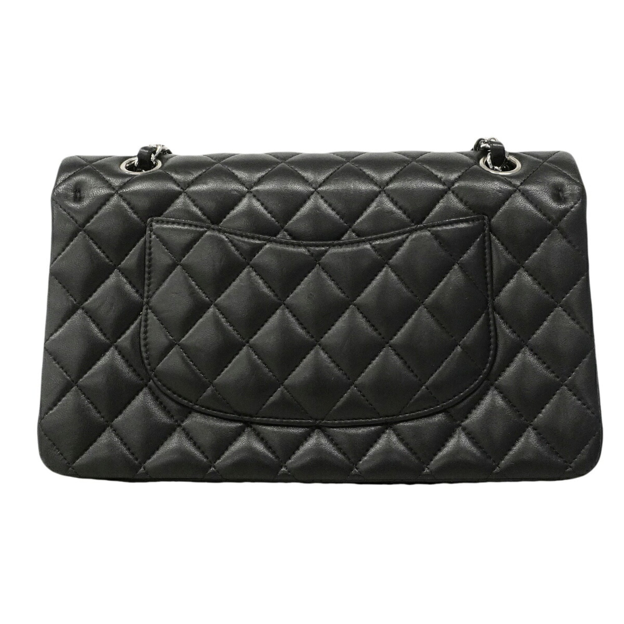 Chanel Black Leather Shoulder Bag (Pre-Owned)