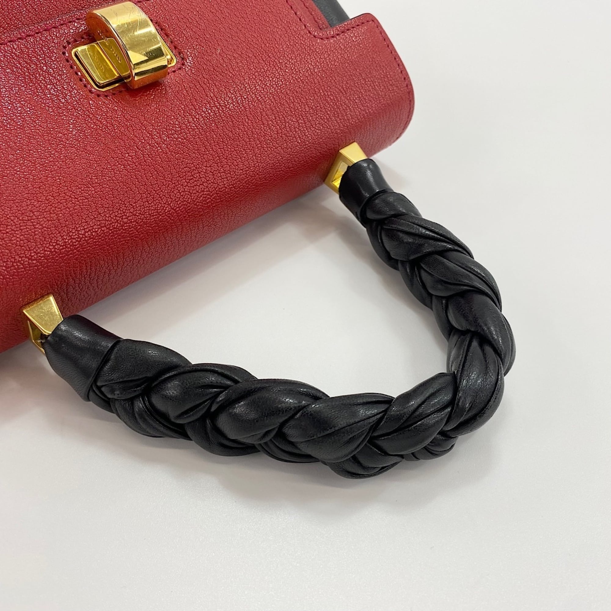 Miu Miu Red Color Handbag (Pre-Owned)