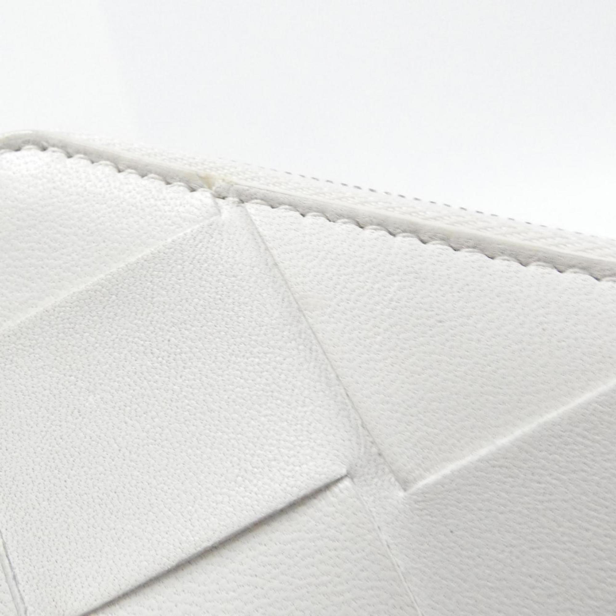 Bottega Veneta White Leather Wallet (Bi-Fold) (Pre-Owned)