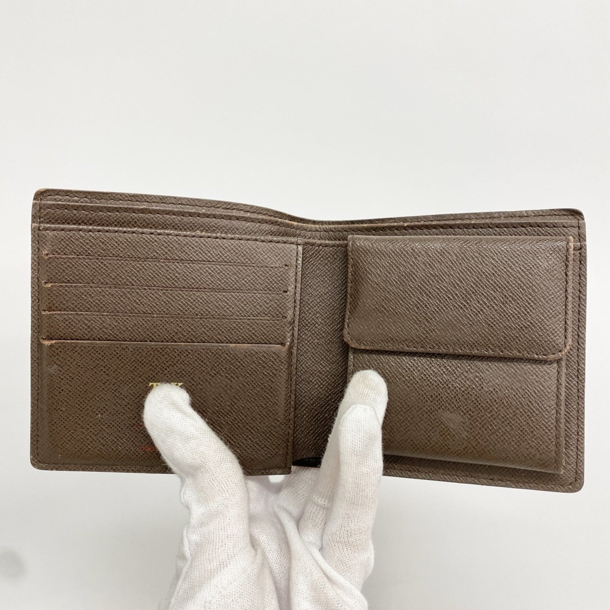 Louis Vuitton Ebene Wallet (Bi-Fold) (Pre-Owned)
