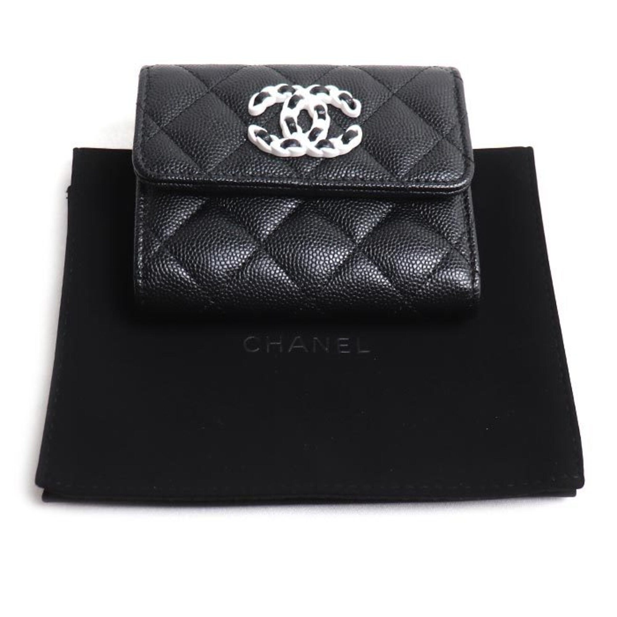 Chanel Grained Calfskin Wallet (Tri-Fold) (Pre-Owned)