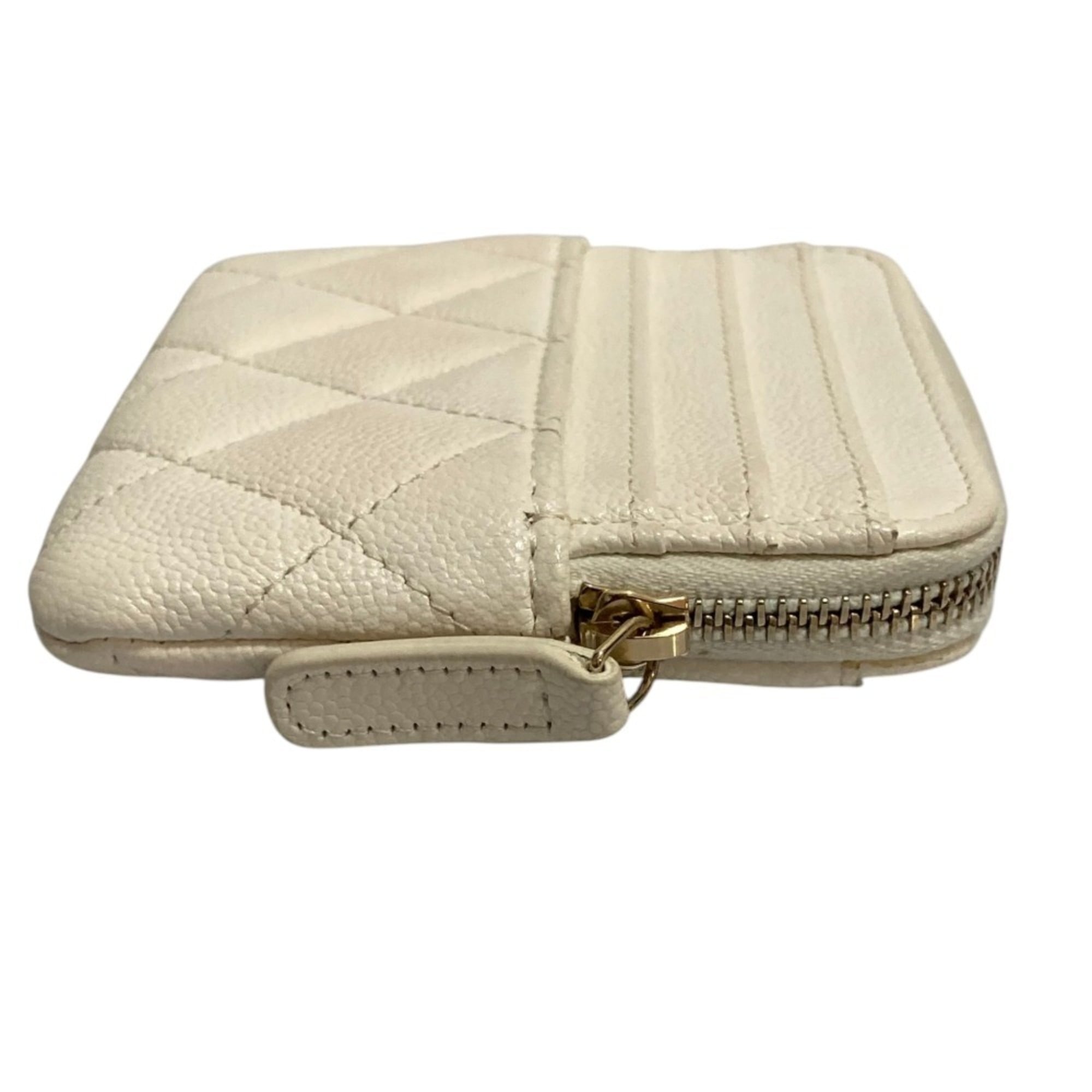 Chanel White Grained Calfskin Coin Purse/Coin Case (Pre-Owned)