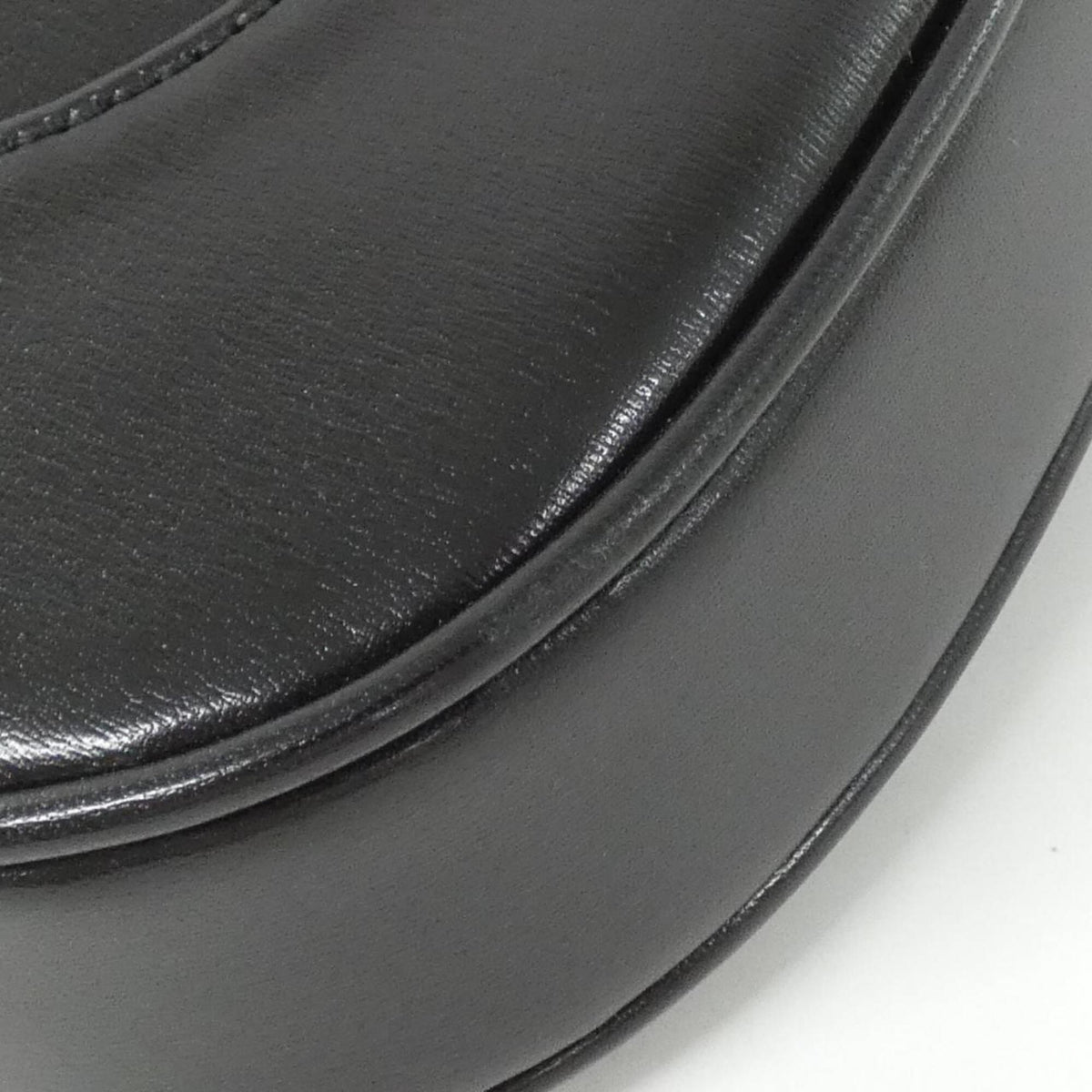 Gucci Black Leather Shoulder Bag (Pre-Owned)