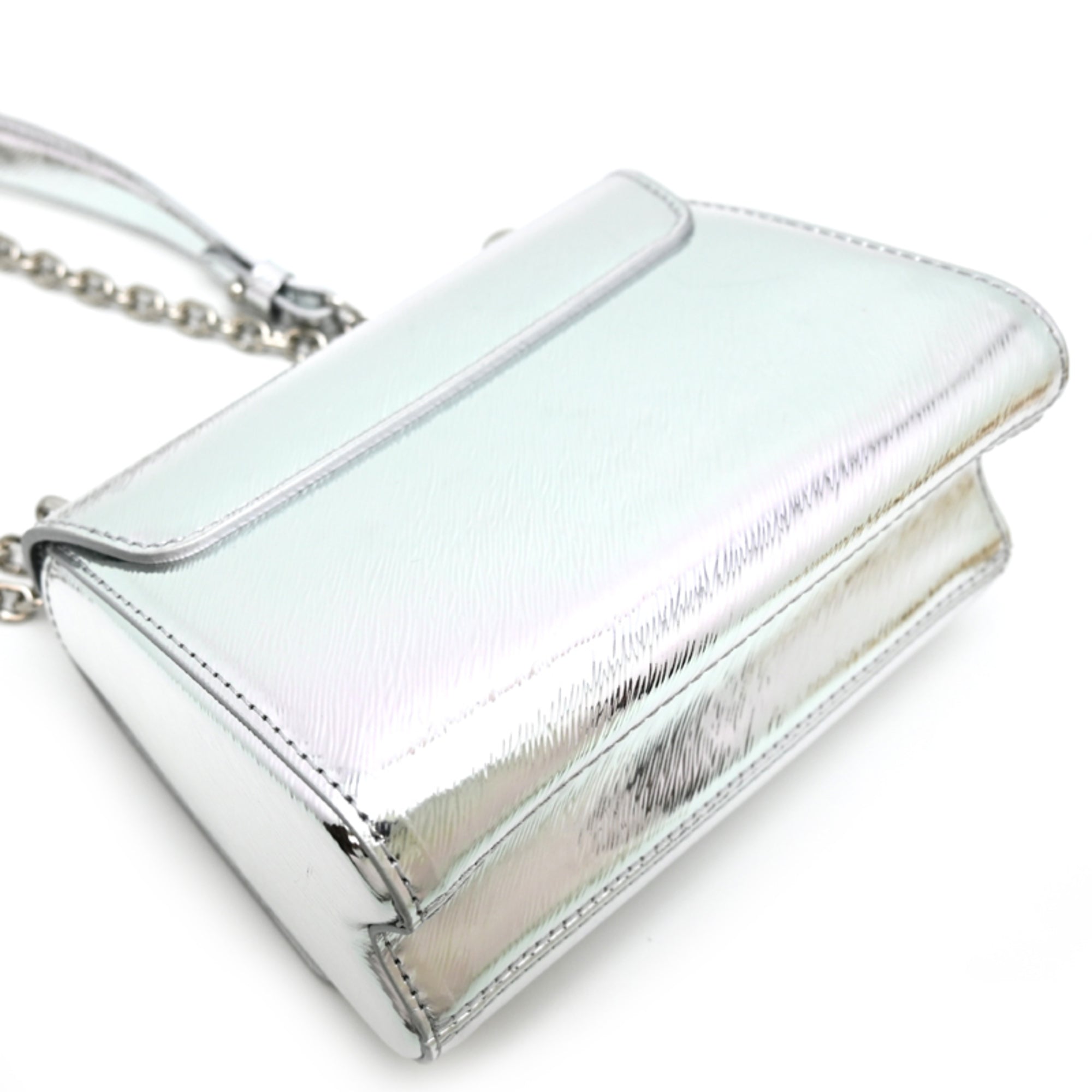 Louis Vuitton Silver Epi Leather Shoulder Bag (Pre-Owned)