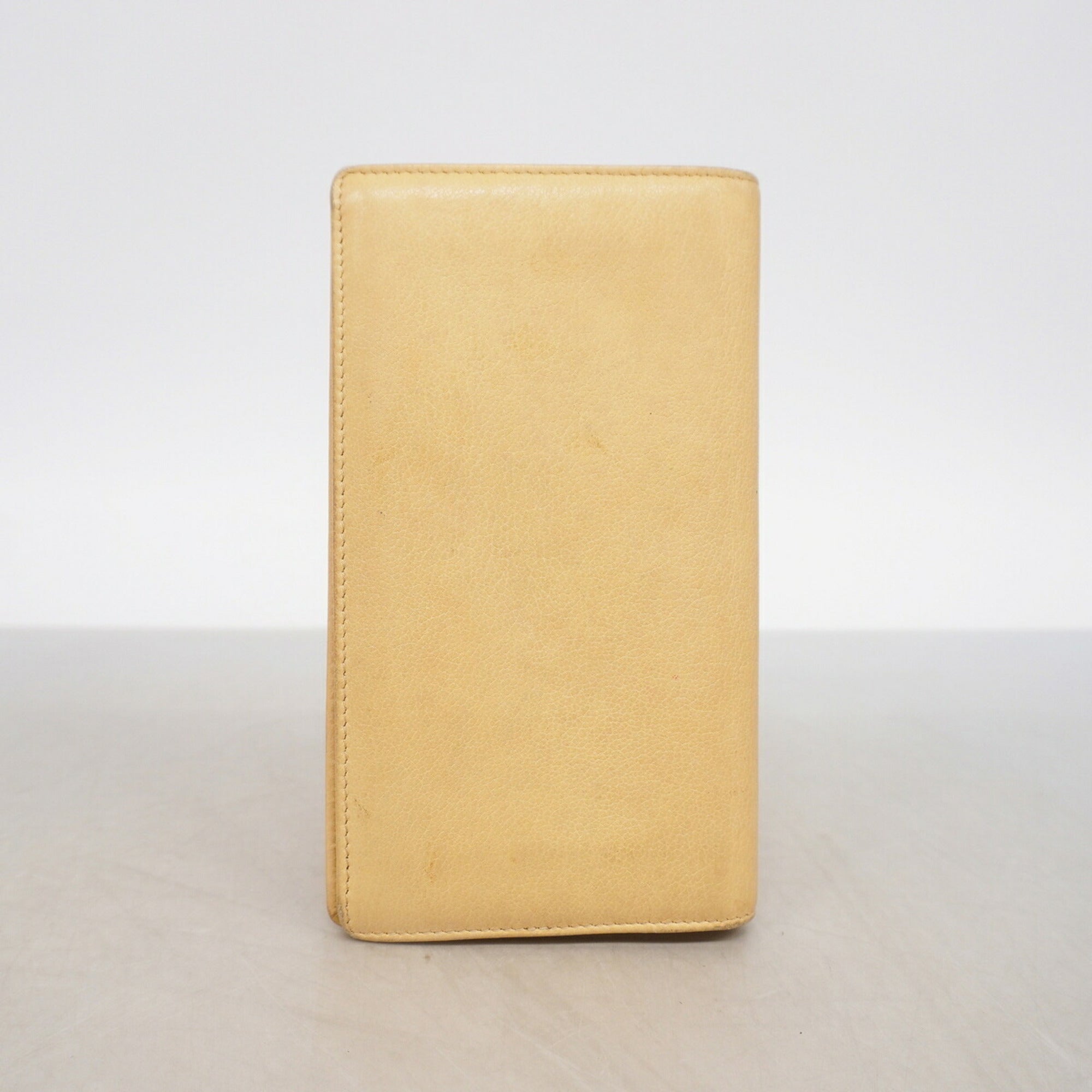 Chanel Beige Leather Long Wallet (Bi-Fold) (Pre-Owned)